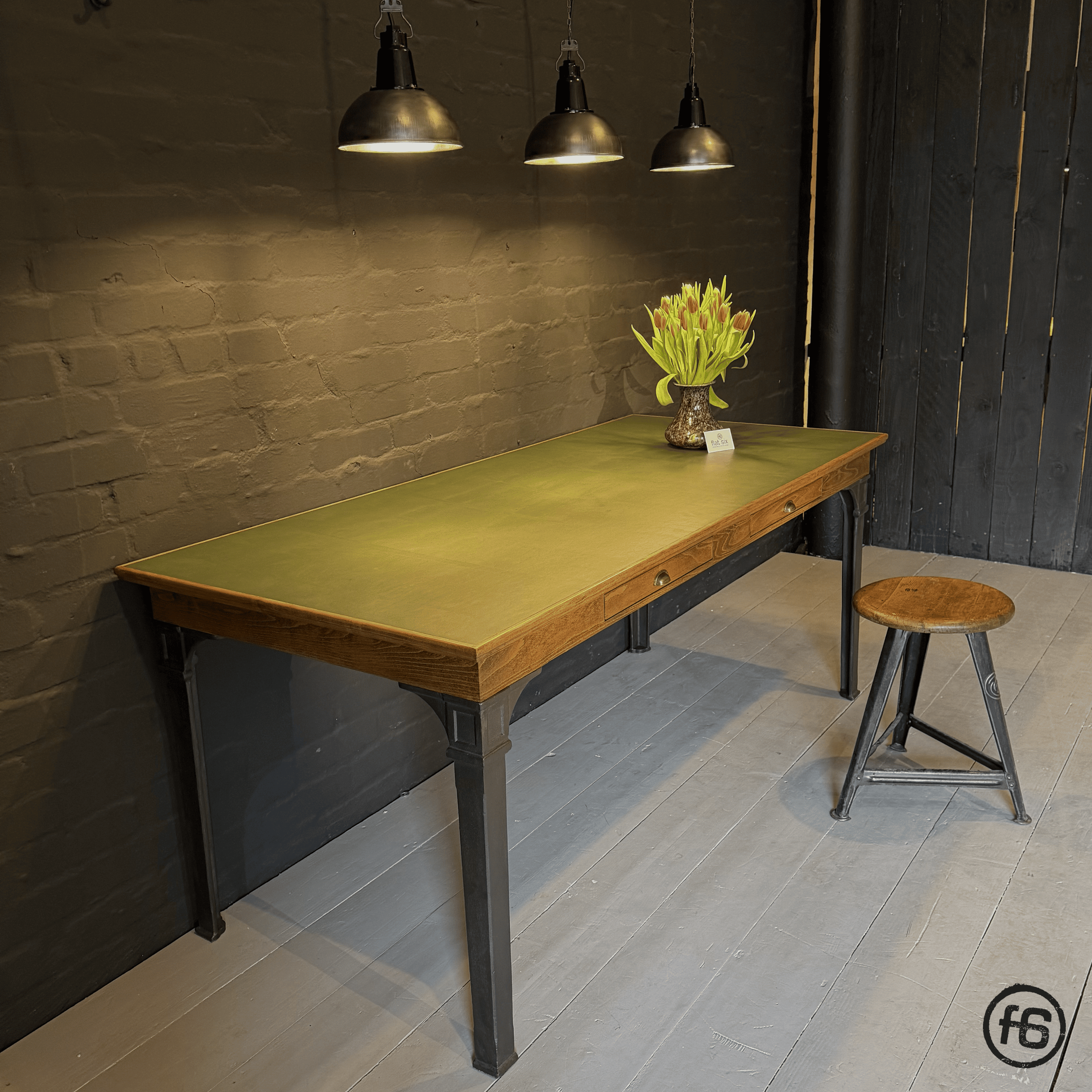 Telegrafen-Tisch Linoleum, Buche, Grün 3.png