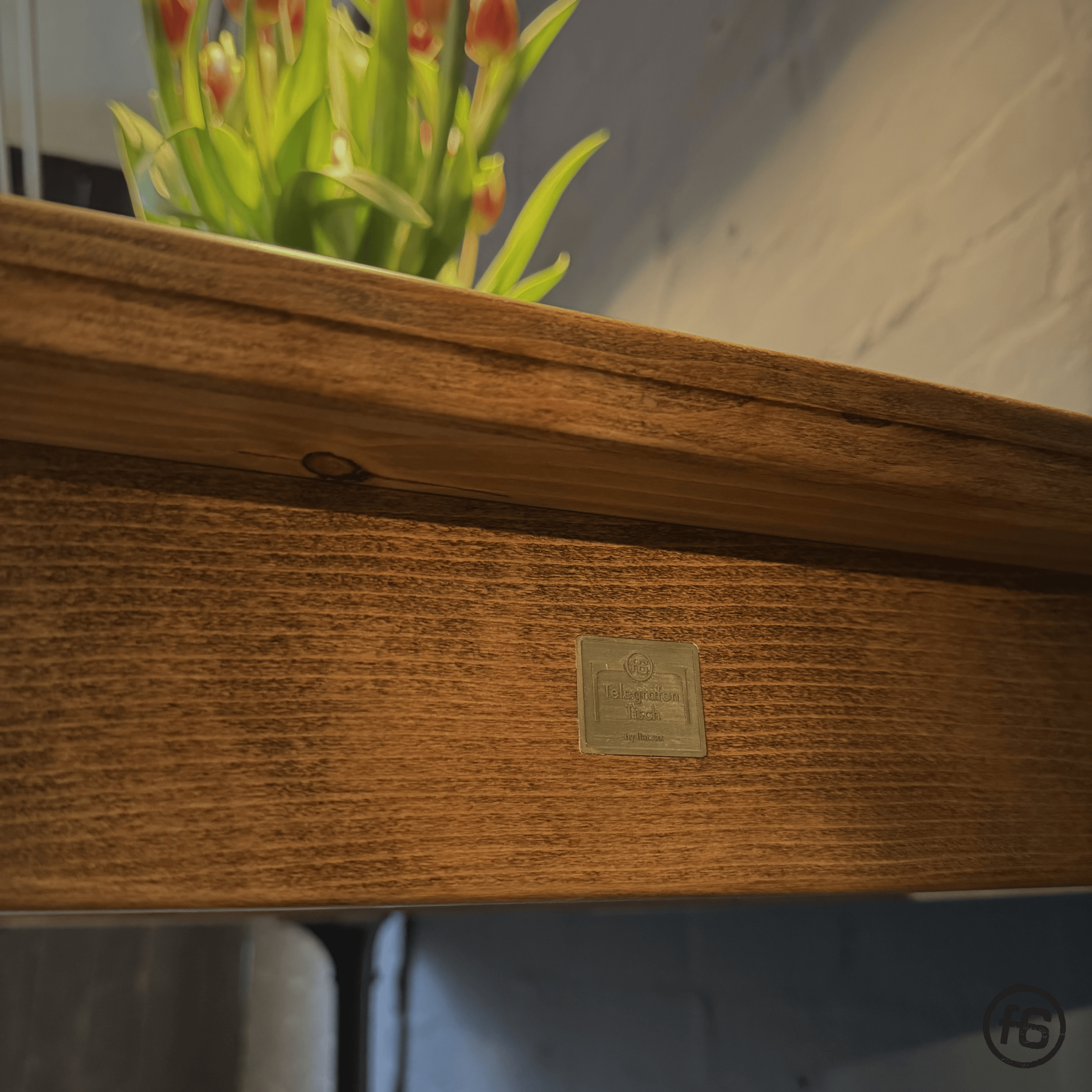 Telegrafen-Tisch Linoleum, Buche, Grün 12.png