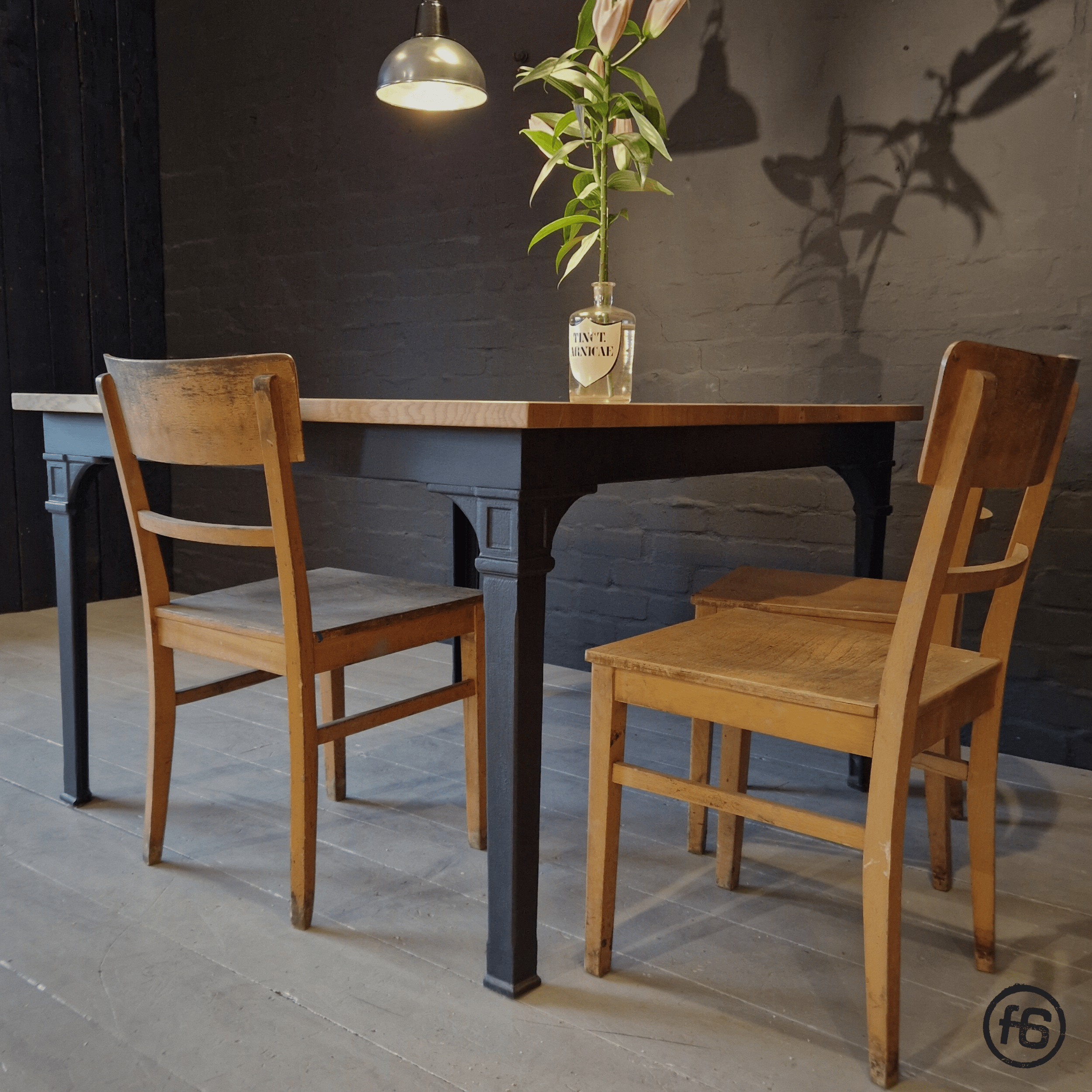 Esstisch Telegrafentisch Eiche quadratisch Tisch Vintage Industrial Antik