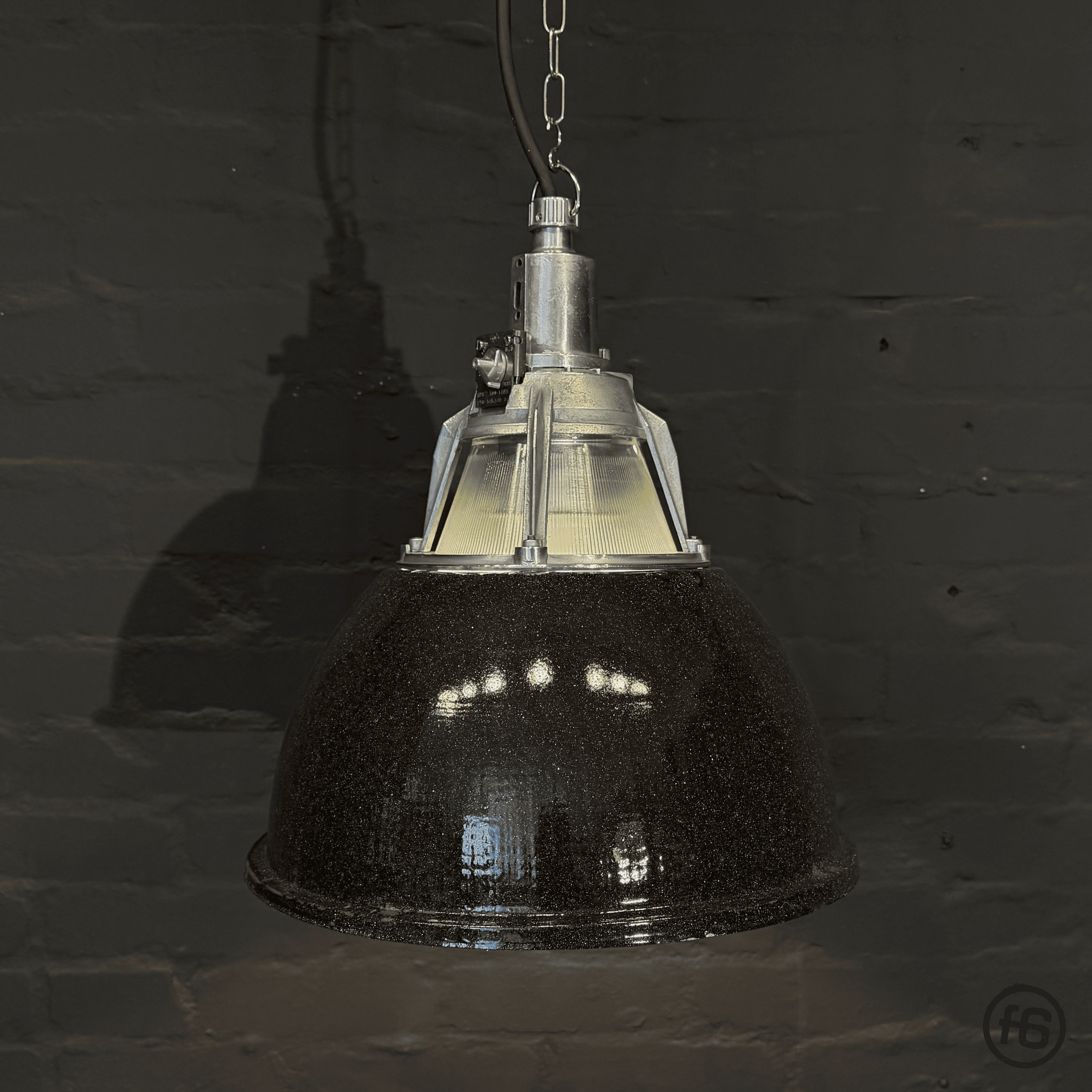 Industrie Pendelleuchte Fabriklampe Emaille Loft Vintage „Alma“ Schwarz / Poliert flat six ahrensburg