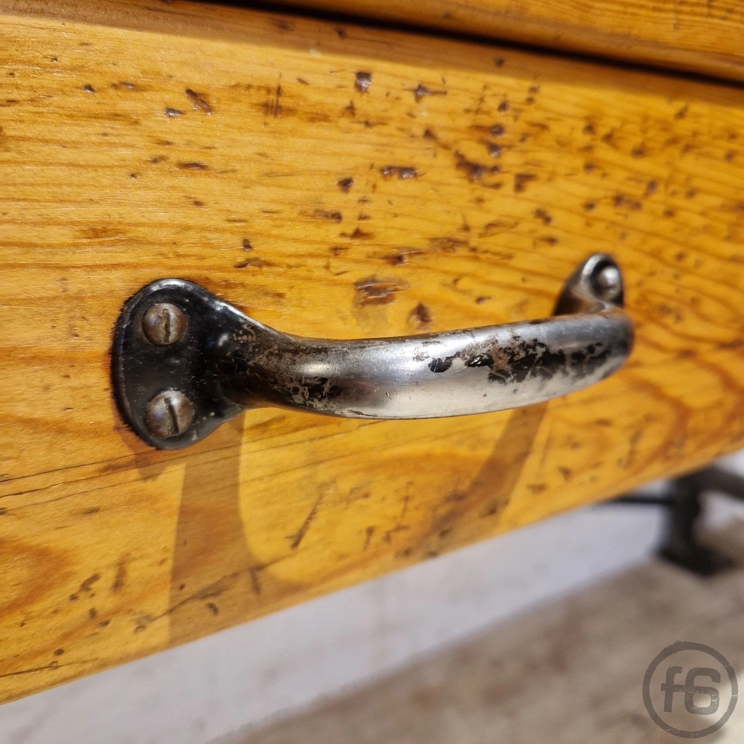 ART200 Industrial Werkbank-Schreibtisch 13.jpg