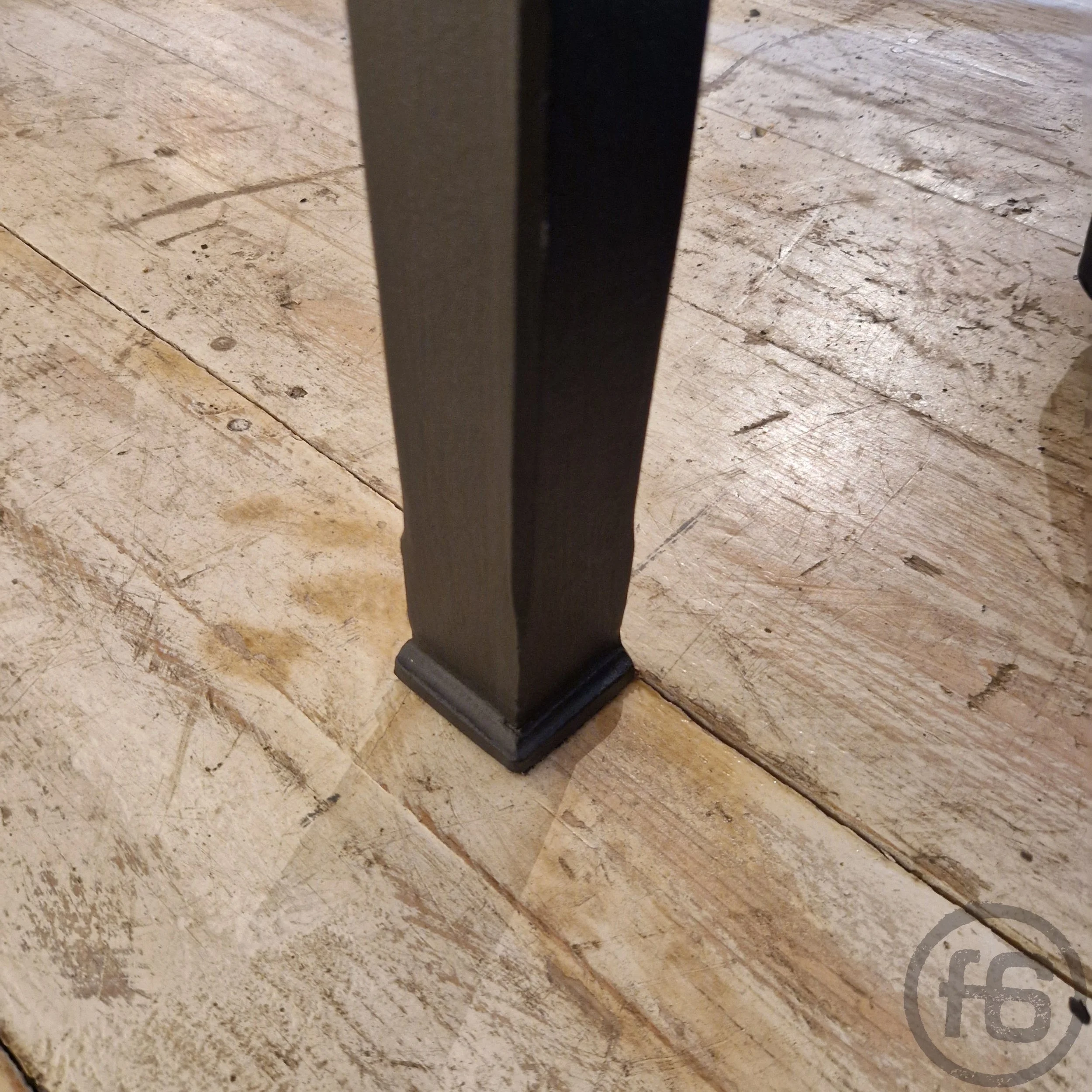 Tisch tafel gesindetisch werkbank esstisch schreibtisch unikat vintage industrialtable industriestil Gusseisen antik Antiquitäten Konferenztisch bank sitzbank