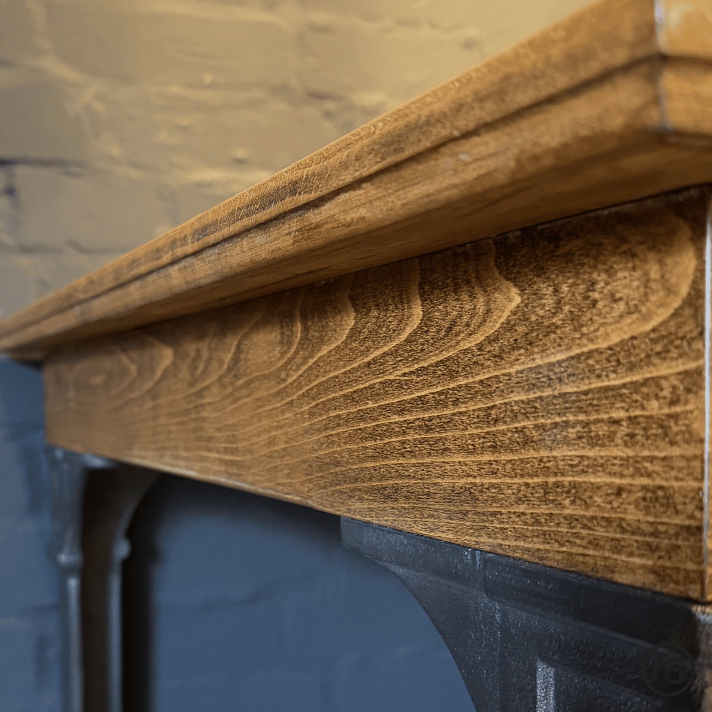 Telegrafen-Tisch Linoleum, Buche, Grün 11.png