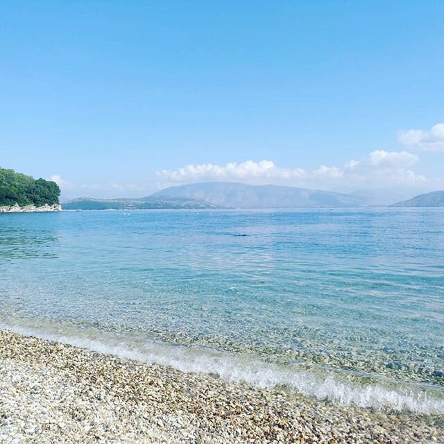 Saturday mood 😎😉 Planning our next yoga retreats and dreaming about this peaceful beach ❤
@just_relax_yoga_holidays

France, Corfu, Morocco, Fuerteventura and much more amazing destinations just for you soon 🧘&zwj;♀️🙏 #beach #evasion #nextyogatri