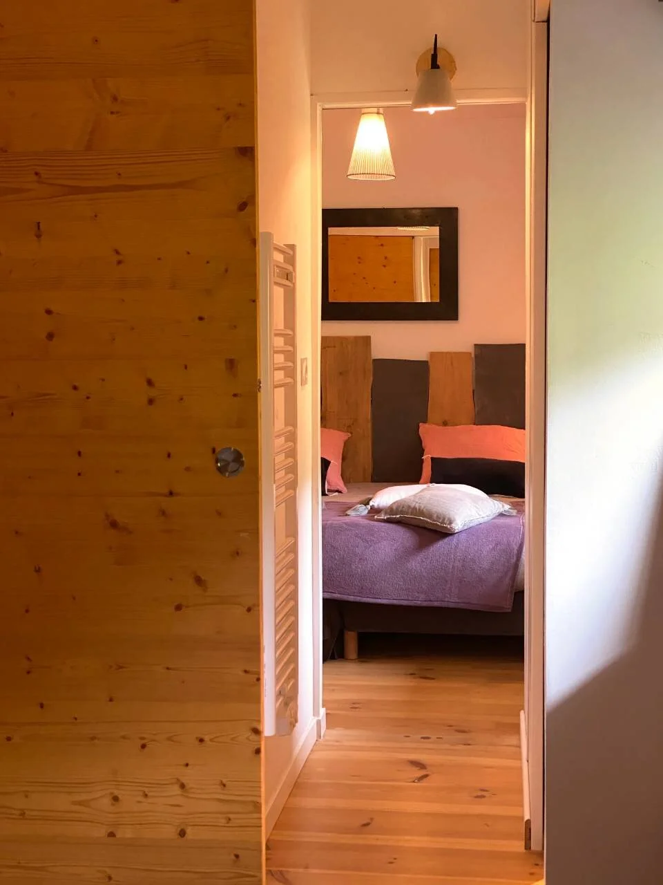 le-chalet-du-blanc-chambre-d-hotes-piscine-spa-savoie-opaline.jpeg