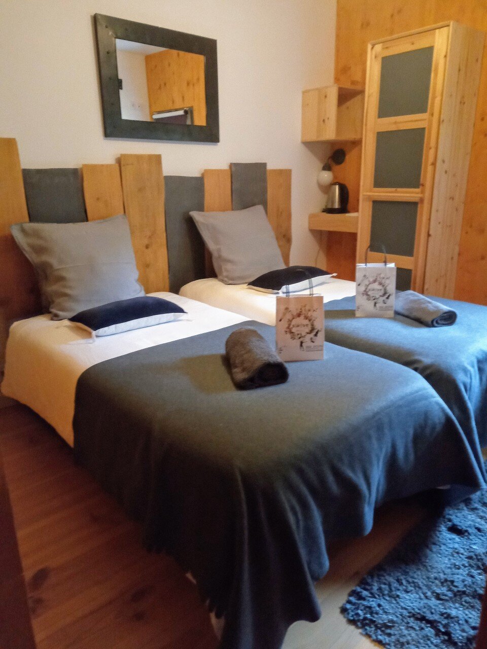 le-chalet-du-blanc-chambre-d-hotes-spa-montagne-opaline-triple.jpeg