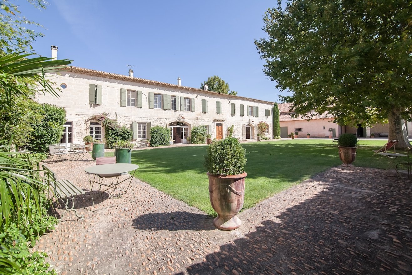 3 Hôtel Domaine des Clos .jpg