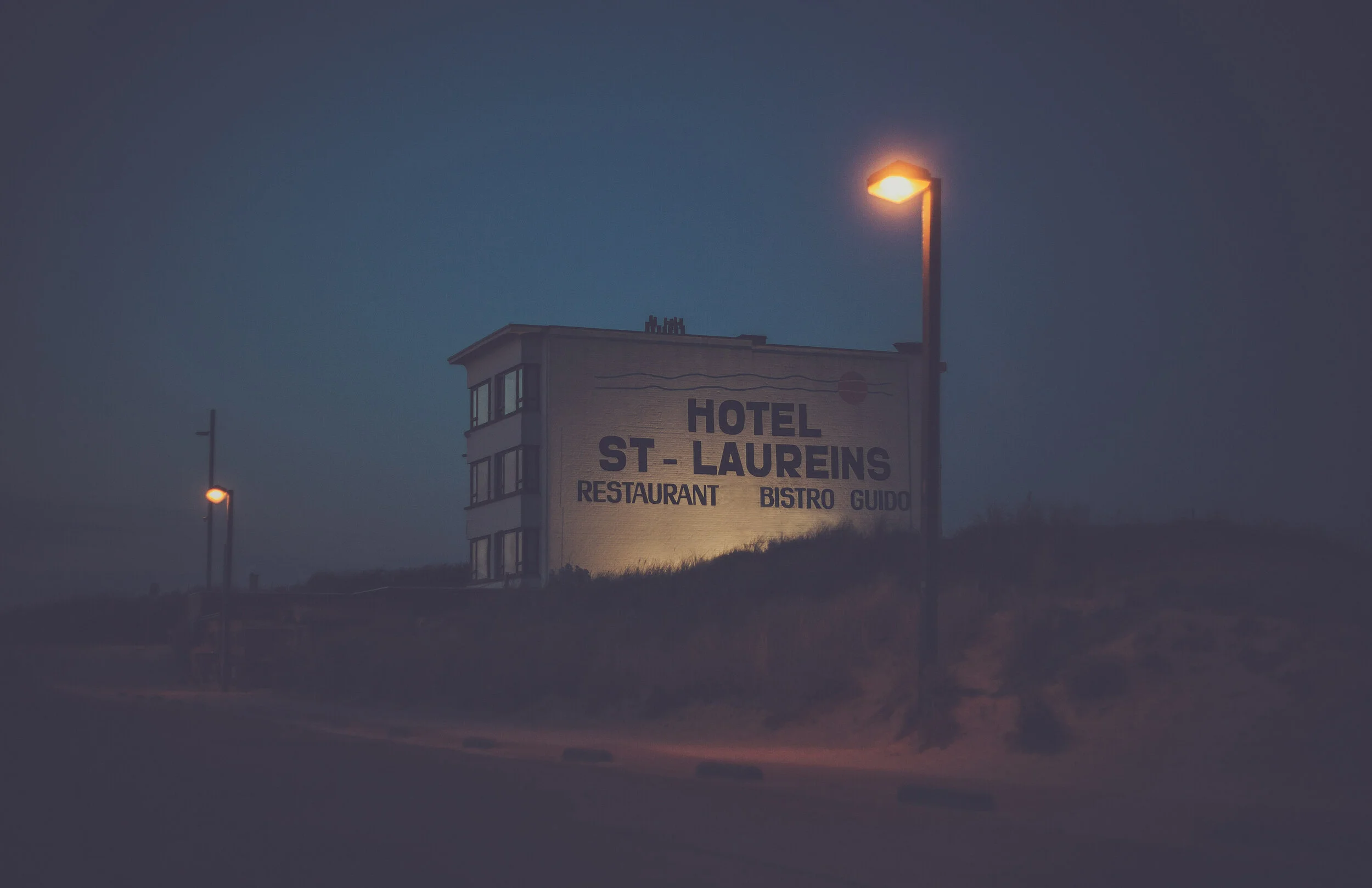 rmp_nightHOTEL 2.JPG