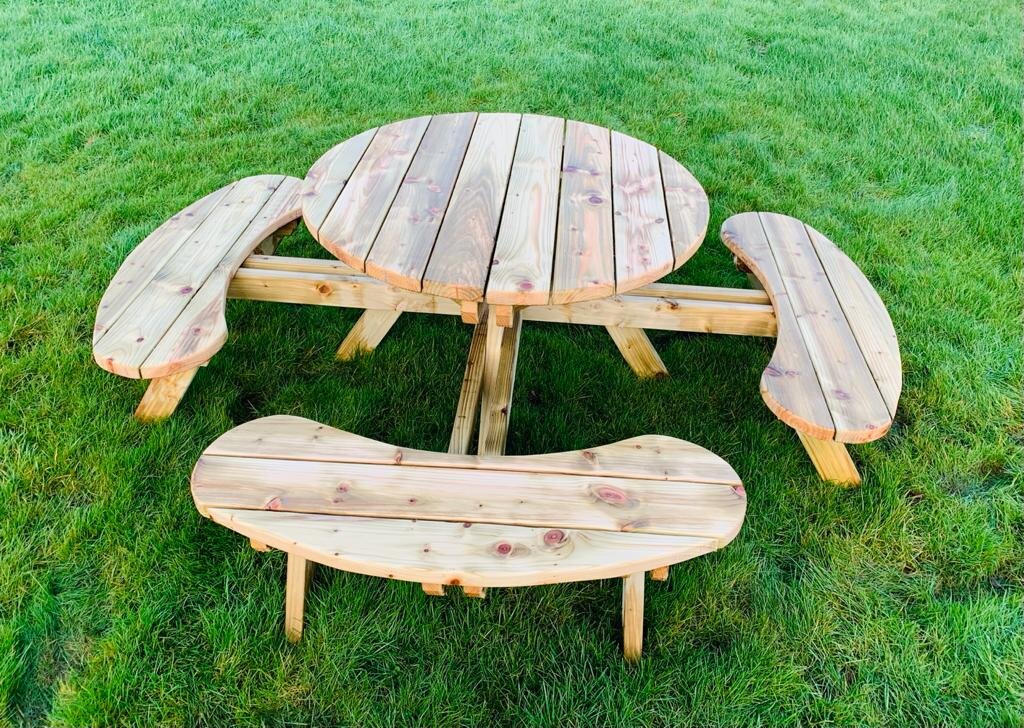 Round Picnic Table With Benches 100, Round Wooden Garden Table And Chairs Ireland