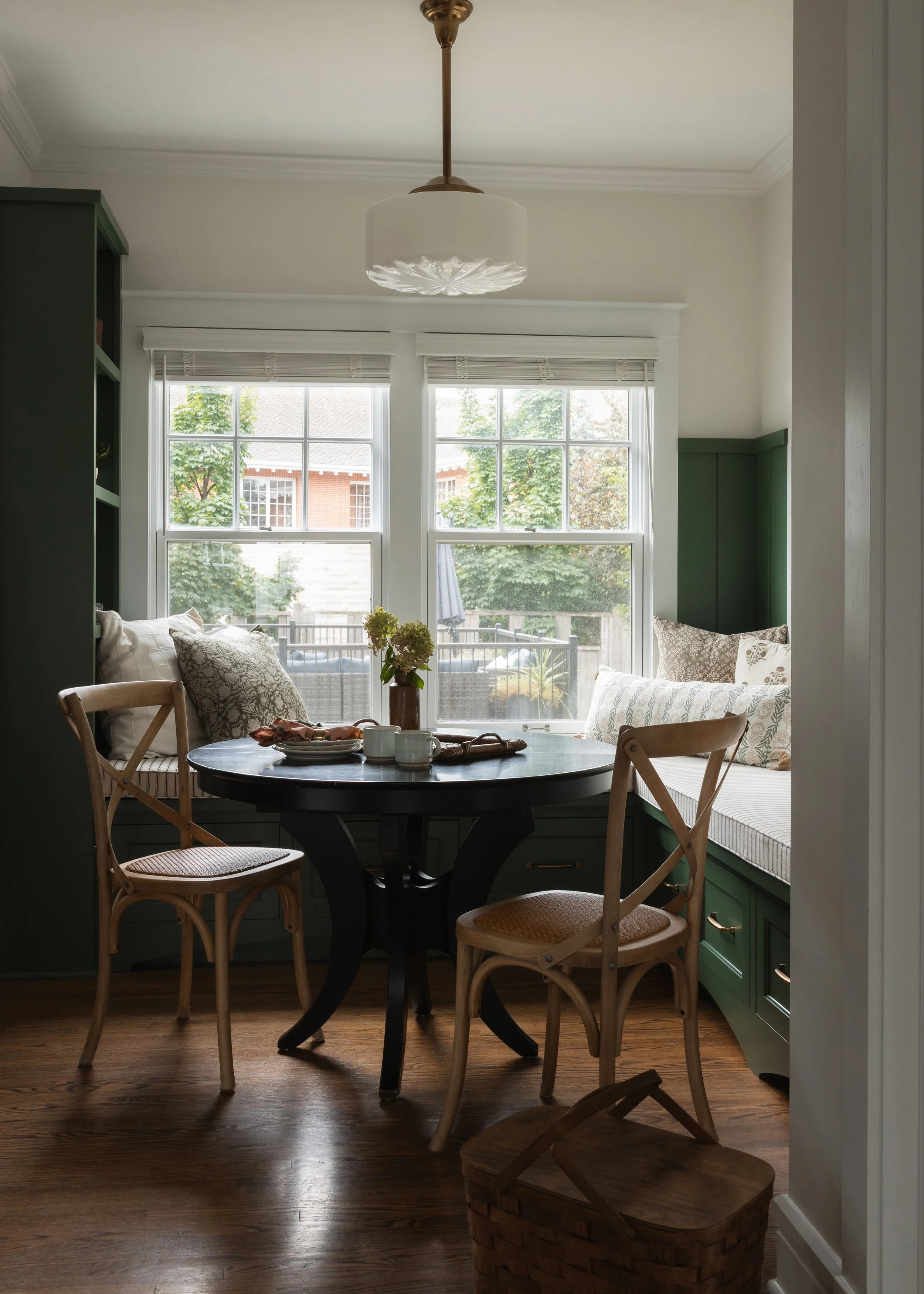 Interiorblooms-AdamsSt-JULIANNEGREENPHOTOGRAPHY-1.jpg