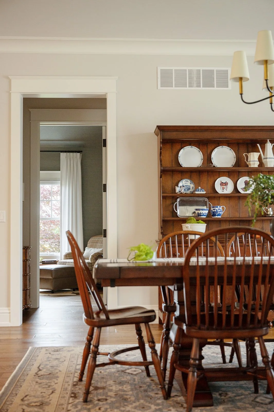 109INTERIOR BLOOMS GRANDVILLE MI HOME MAY 2025.jpg