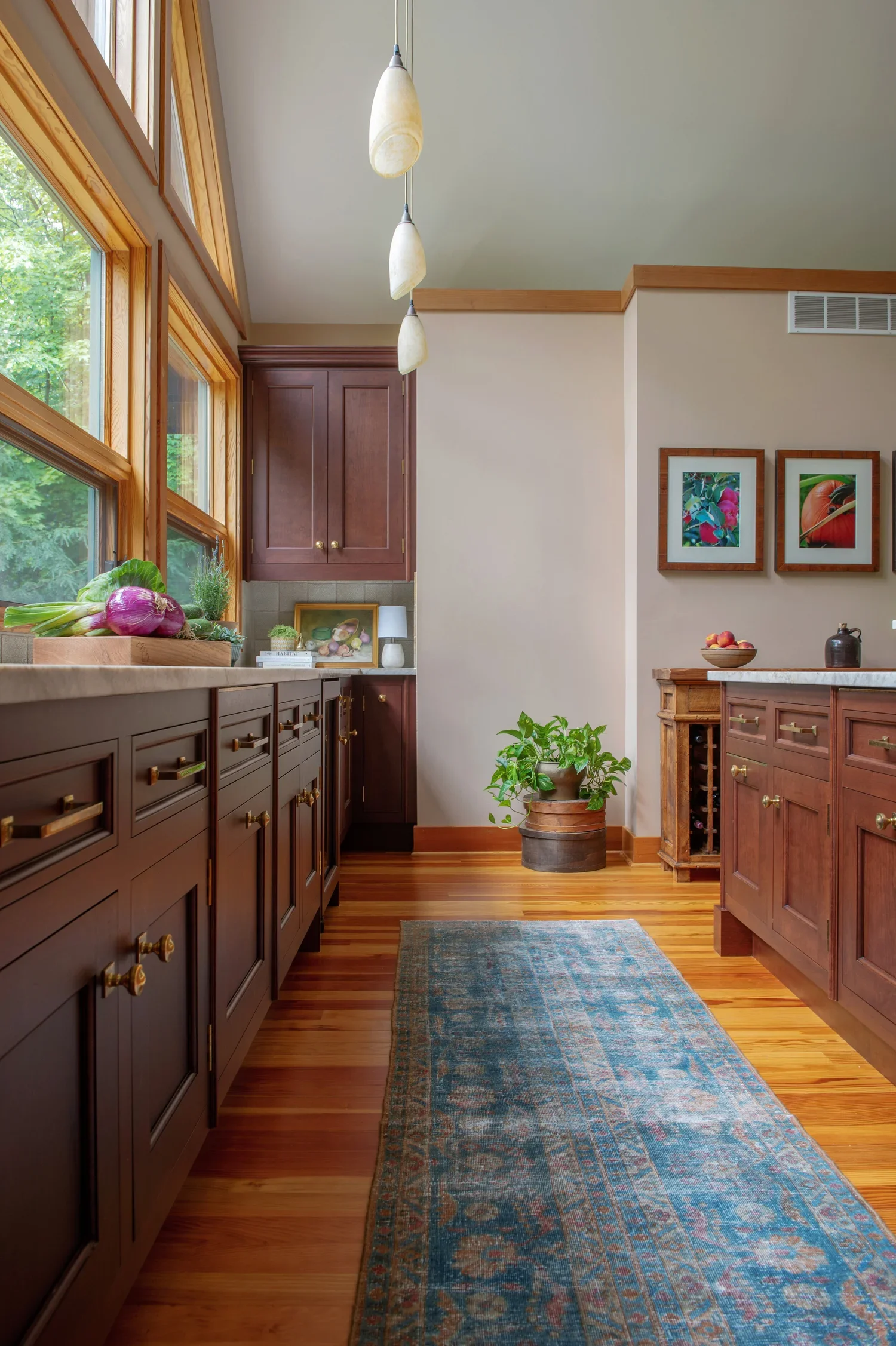 00038INTERIOR+BLOOMS_2020.webp