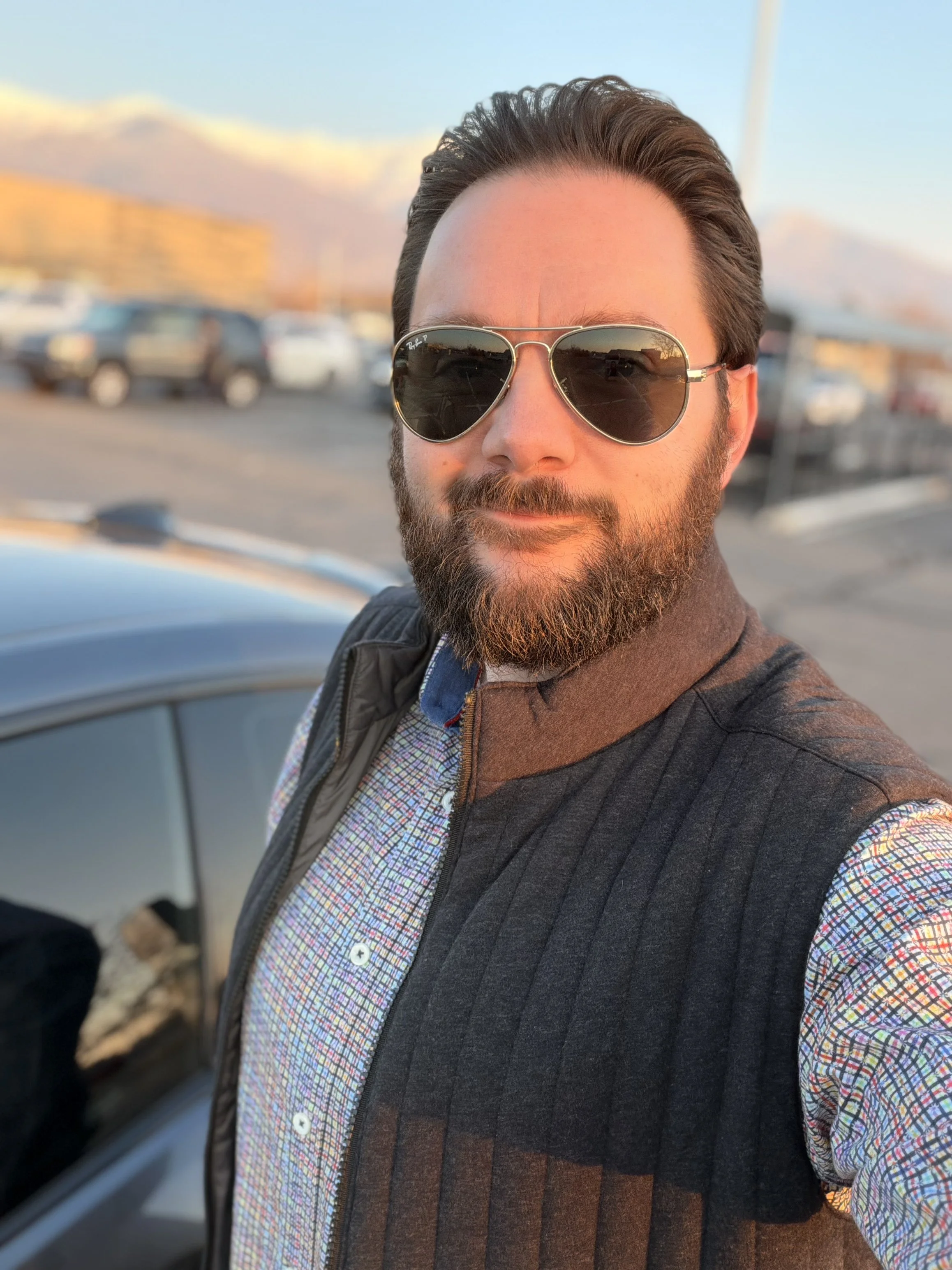 Handsome Founder