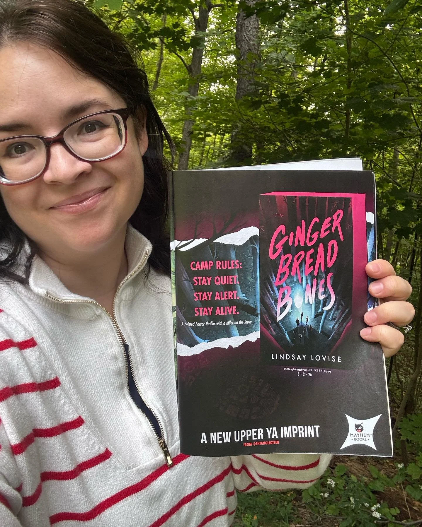Look what my publisher sent me!! I LOVE seeing the cover of Gingerbread Bones in Publishers Weekly, and it was so thoughtful for @entangledteen to send me a copy! 💕💕