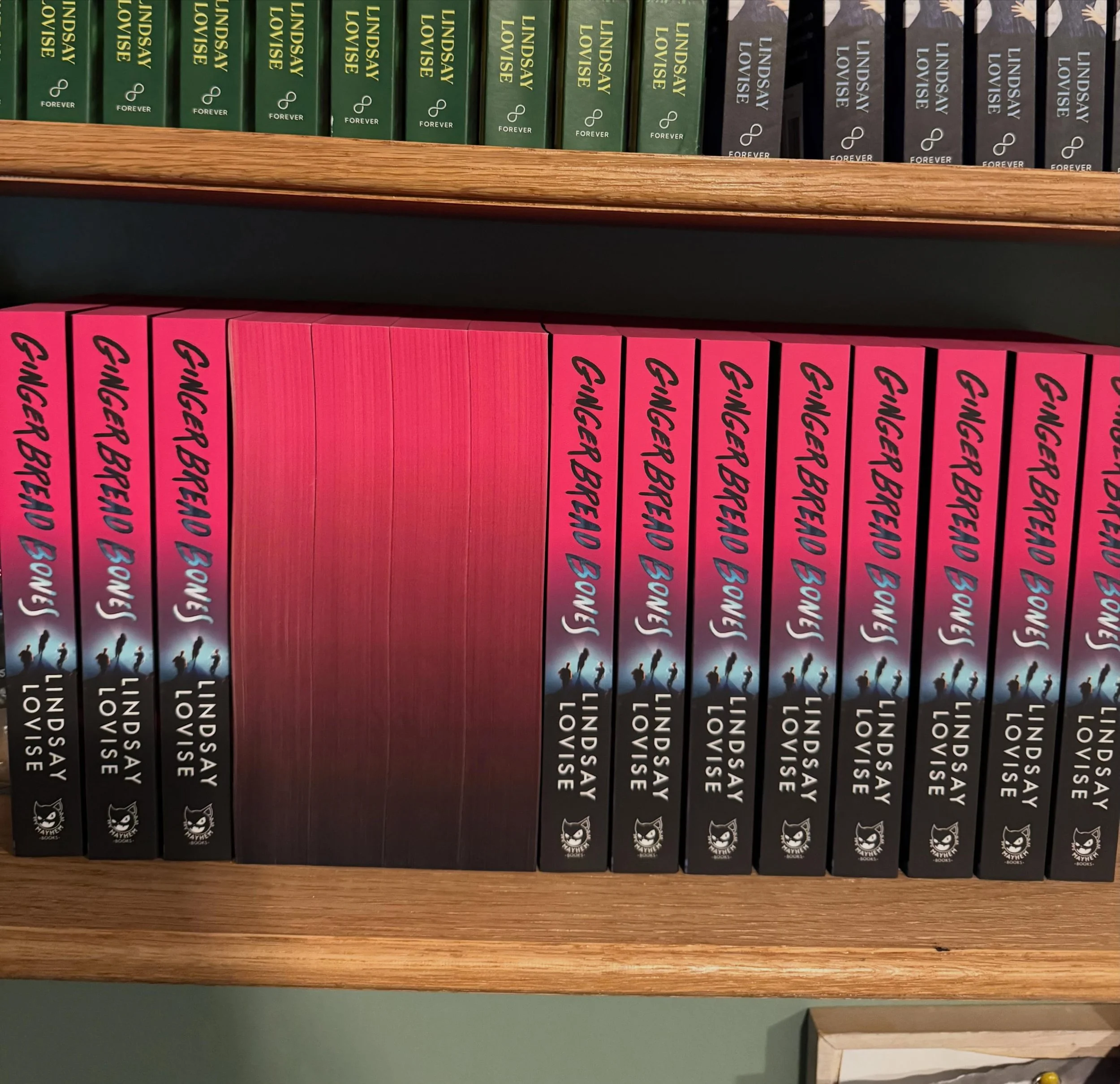 Finished copies are here!!! The ombr&eacute; edges are a limited first print run, so if you want to make sure you get a copy, please pre-order so you don&rsquo;t miss out!

**And may I suggest preordering from Print in Portland, Maine? 💕💕
