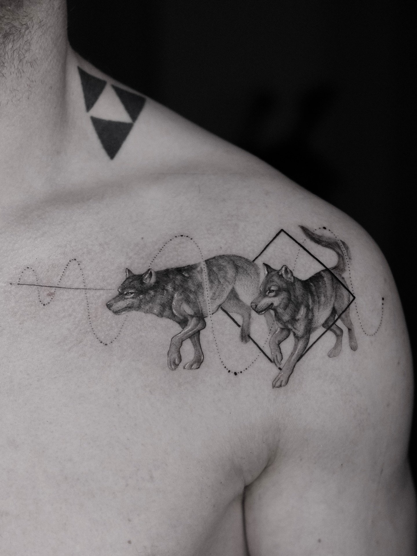 Two wolves, one bloodline. Two paths, one heart. 
Thank you habibi 🖤
Q1 Open appointments, feel free and send me your request.
www.DANUVUE.com
.
Thx for your support fam 🖤