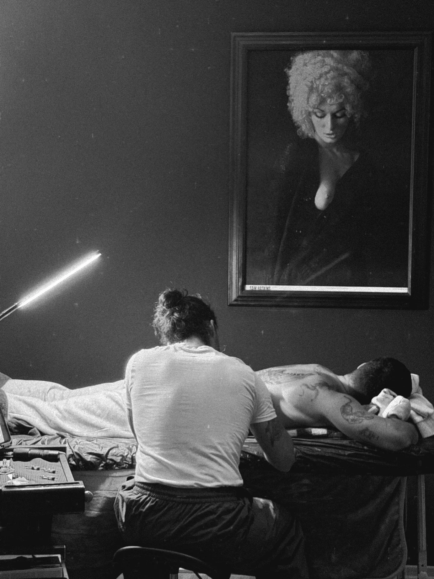 Message to meta. 
I have to pretend to be someone else in order to play your game. Picture language, watch me do it. 
.
old guard. #danuvue #me