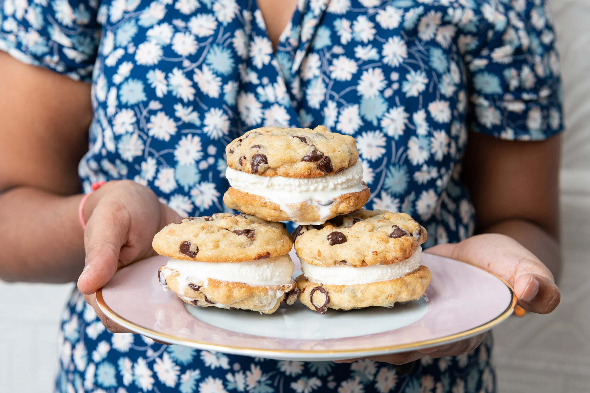  Granola Chocolate Chip Cookies Ice Cream Sandwiches