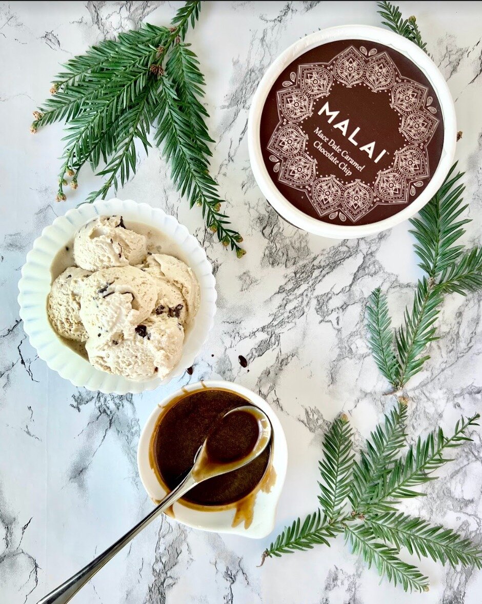 👀 Last chance to get your hands on our Mace Date Caramel Chocolate Chip ice cream! 

We've loved working with @justdatesyrup and @guittardchocolate - 2 of our favorite women-owned food brands - on this collab. And we want to make sure you can get yo