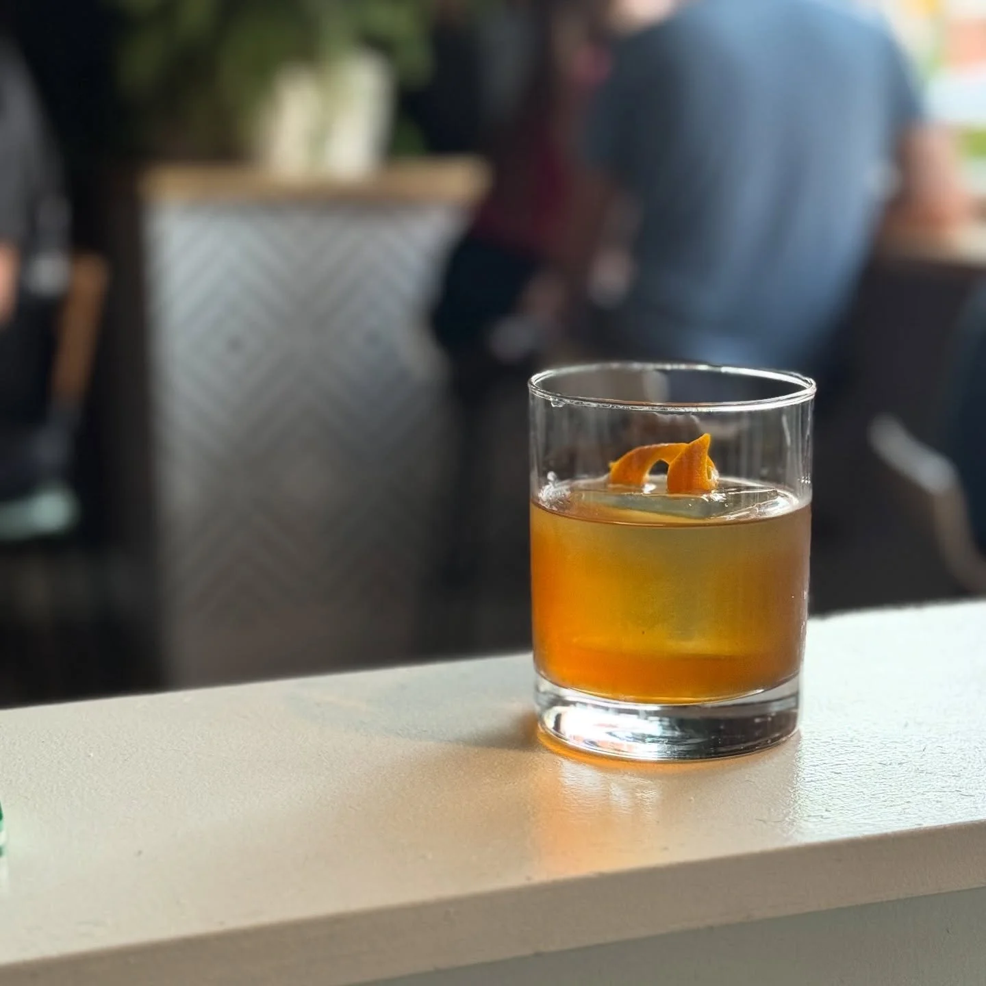 NEW FEATURE OF THE MONTH: Punkin&rsquo; All Over The World. We&rsquo;re feeling pretty seasonal, so we got a great seasonal old fashioned for the month! A blend of single malt scotch and cognac make the base, met with some pumpkin, hay liqueur, and f