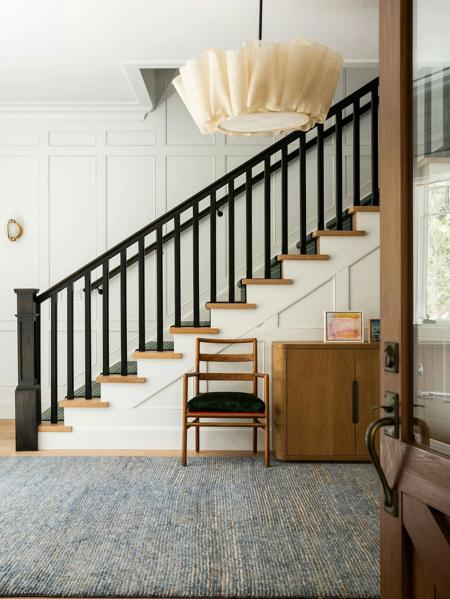 A glimpse of Lower Mandeville&rsquo;s thoughtful design. Beautiful yet still full of function. 

📍 Lower Mandeville
Listed by @livingwestrealestate
Interiors by @mauricegadsoninteriors
Photos by @caterphotography