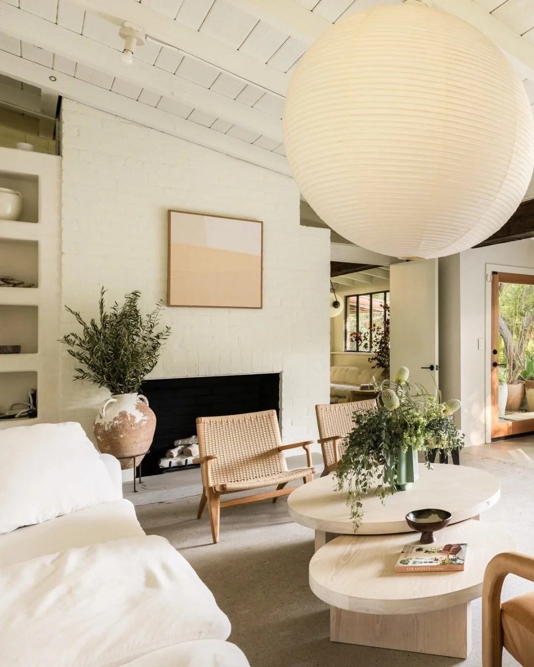 STAY A WHILE | Old Orchard in Brentwood

In Lower Mandeville Canyon at Old Orchard, the line between indoors and out nearly disappears. Walls of glass open to outdoor dining spaces, firepit lounges, lush gardens, and a covered pool, creating an effor