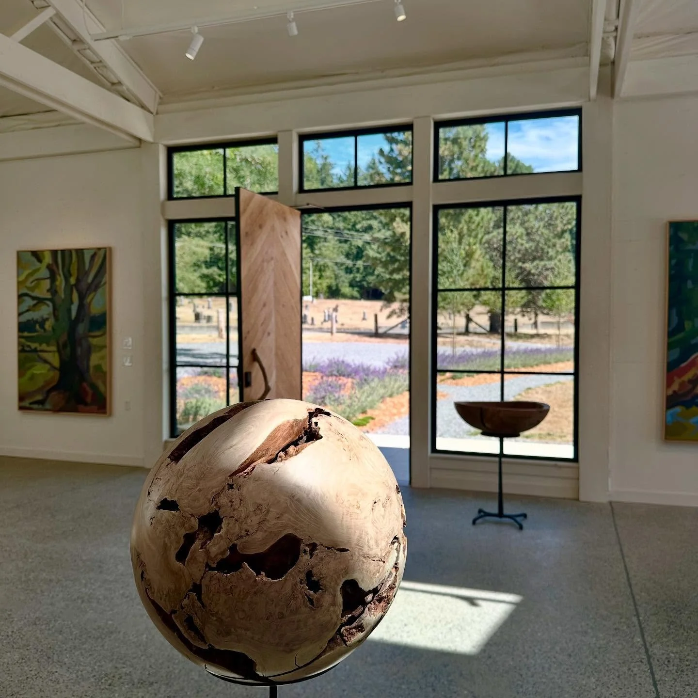 Today is the last day of the Studio Tour!  Find us @orcasartbarn 

631 West Beach Road, Orcas Island

Paintings by @inese_westcott