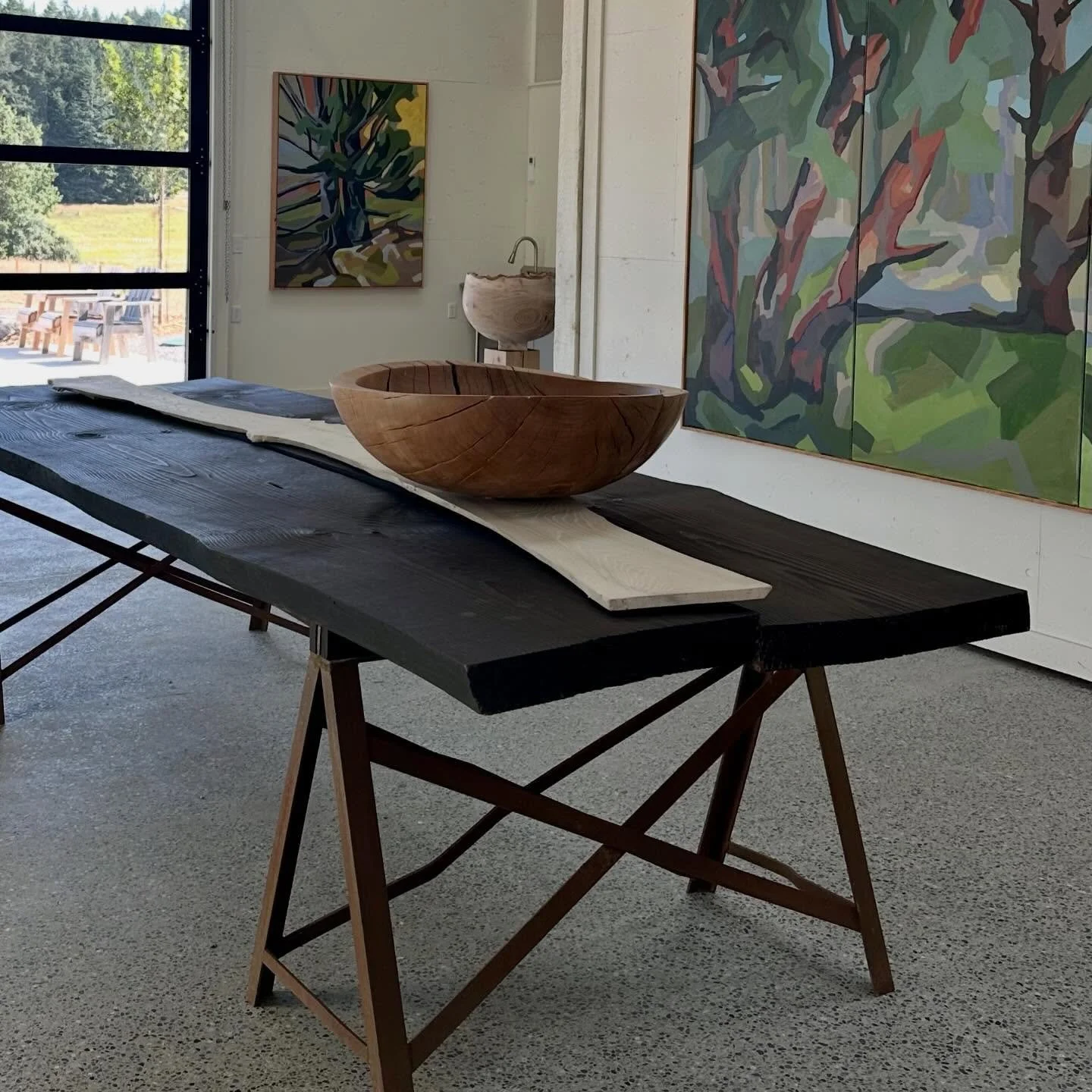 A monumental bowl made from pacific Madrone.
Available at the Orcas Art Barn @orcasartbarn 

Re-opening for the season this Saturday, April 11 from 11 to 4