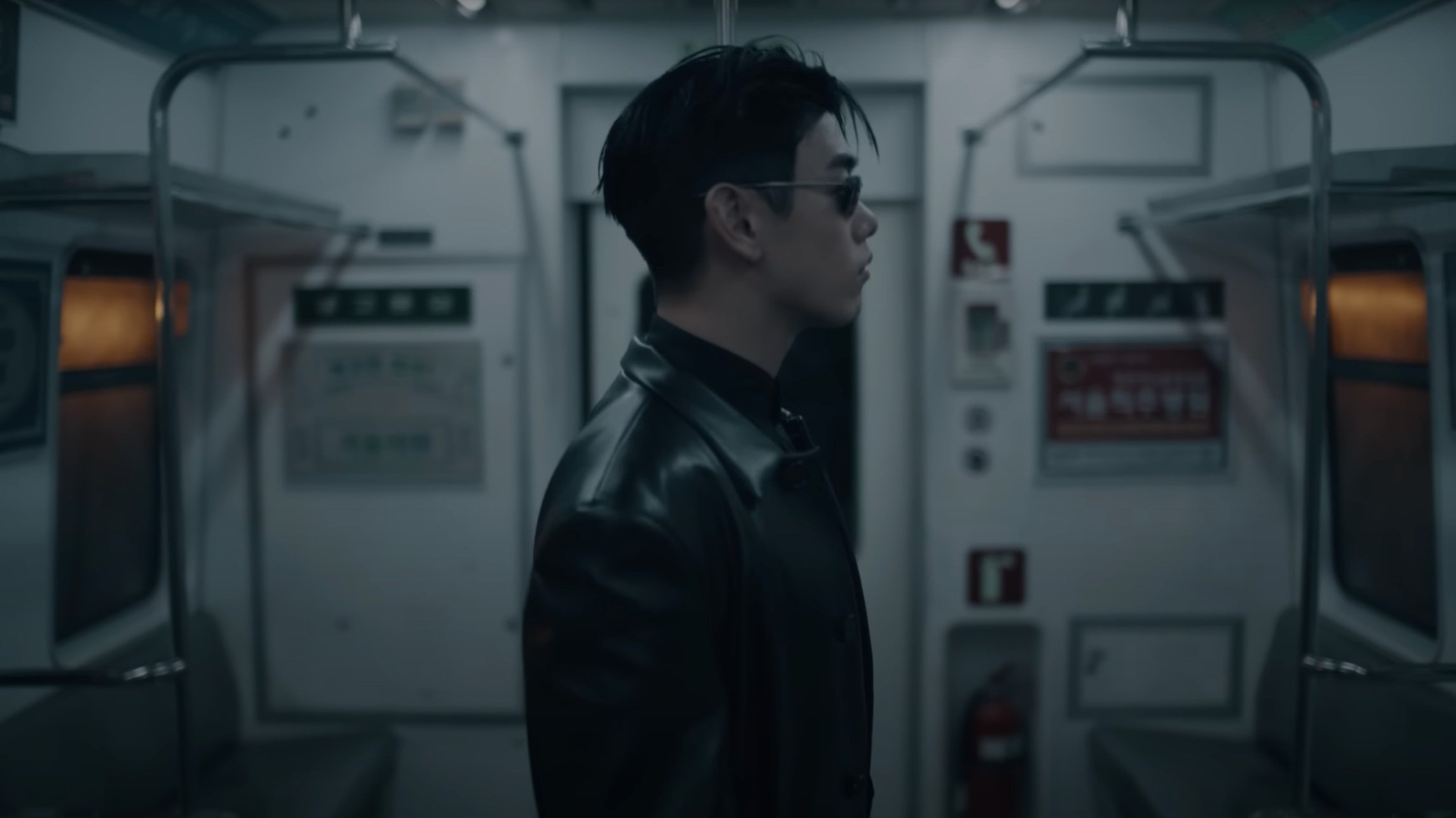 Eric Nam (에릭남) - Only for a Moment (Official Music Video)