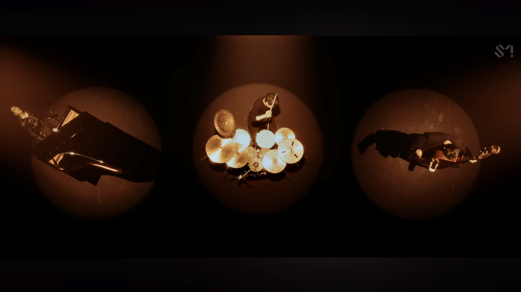  SM Jazz Trio '으르렁 (Growl) (Jazz Ver.)' MV