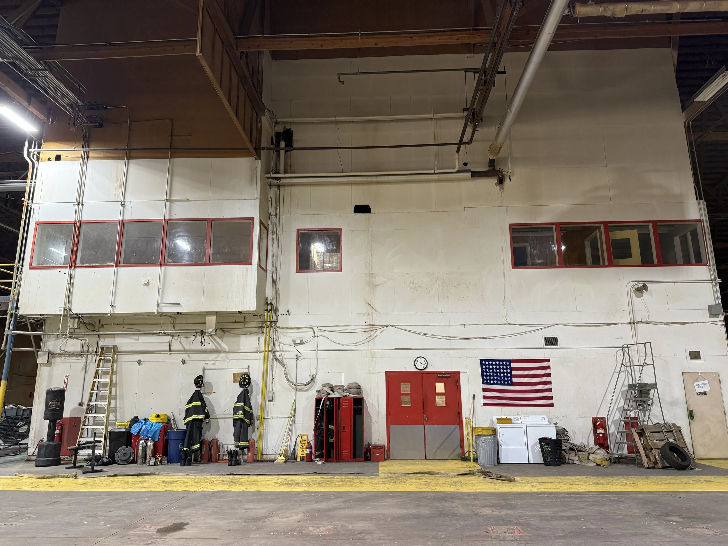  INT FIREHOUSE BAY - SET PHOTOS 