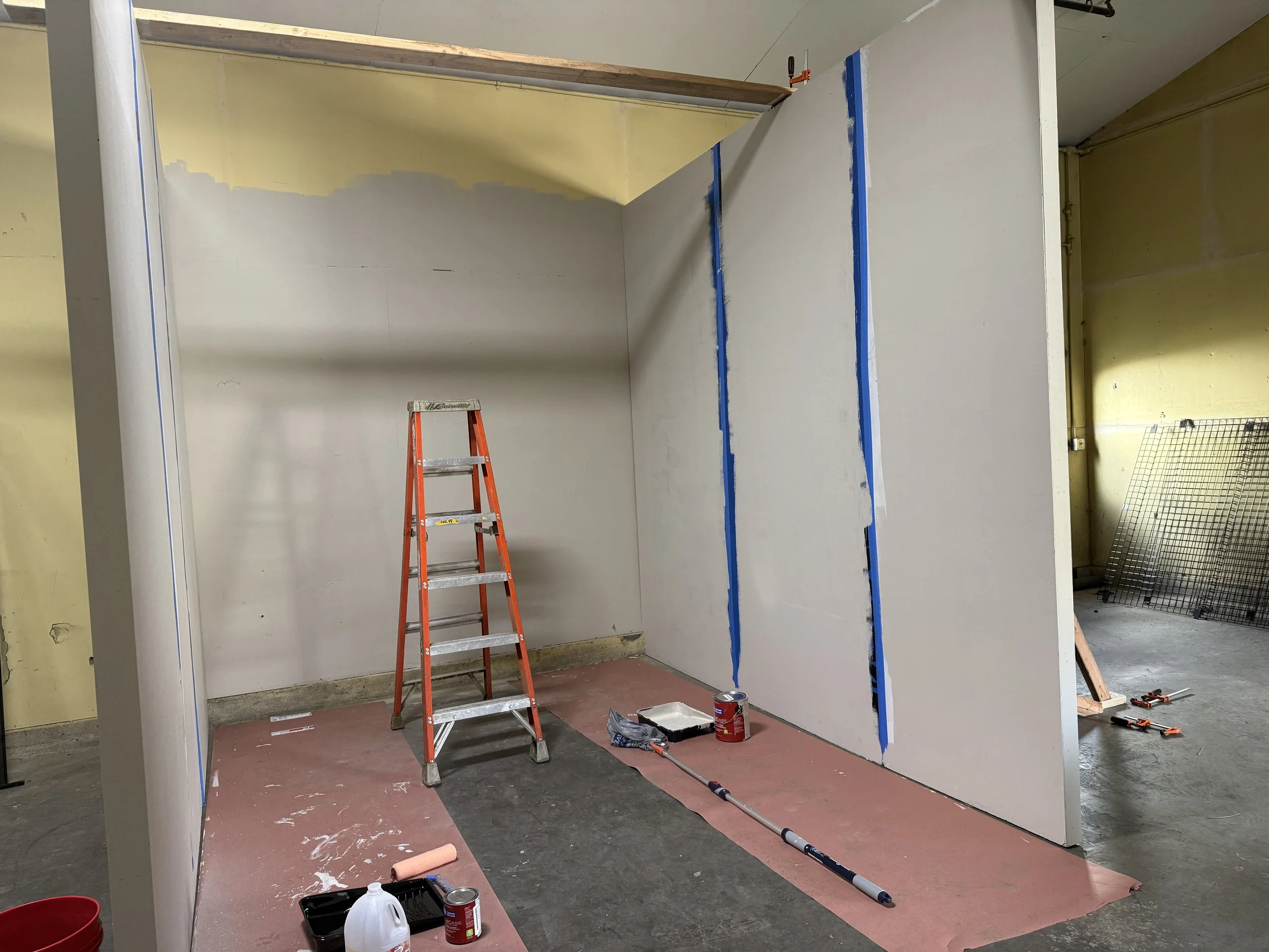  INT HOLDING CELL - BUILD PROGRESS 