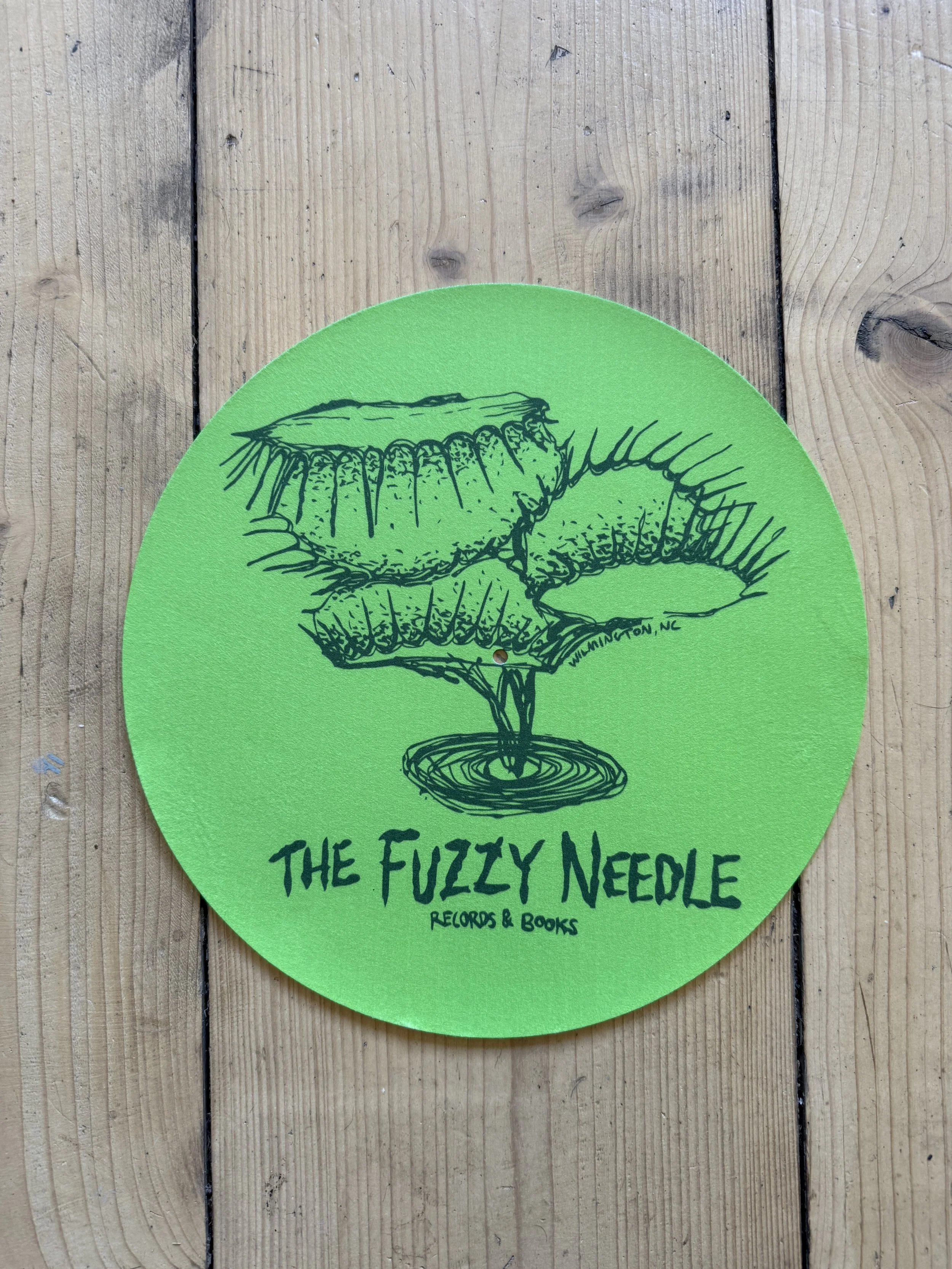 Fuzzy Needle Slipmat - Green