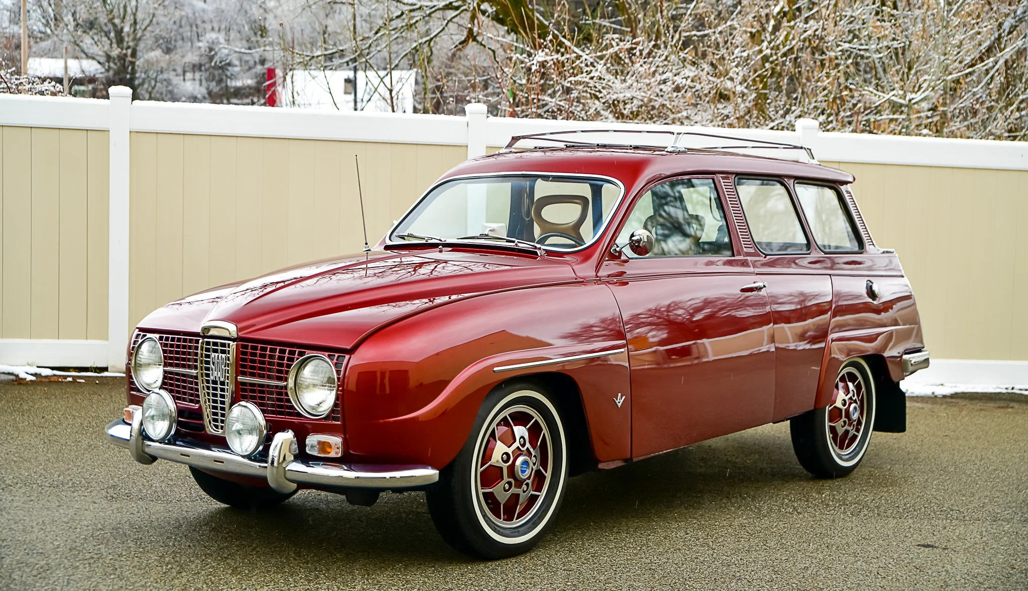 Broad Arrow Auction: 1967 Saab 95