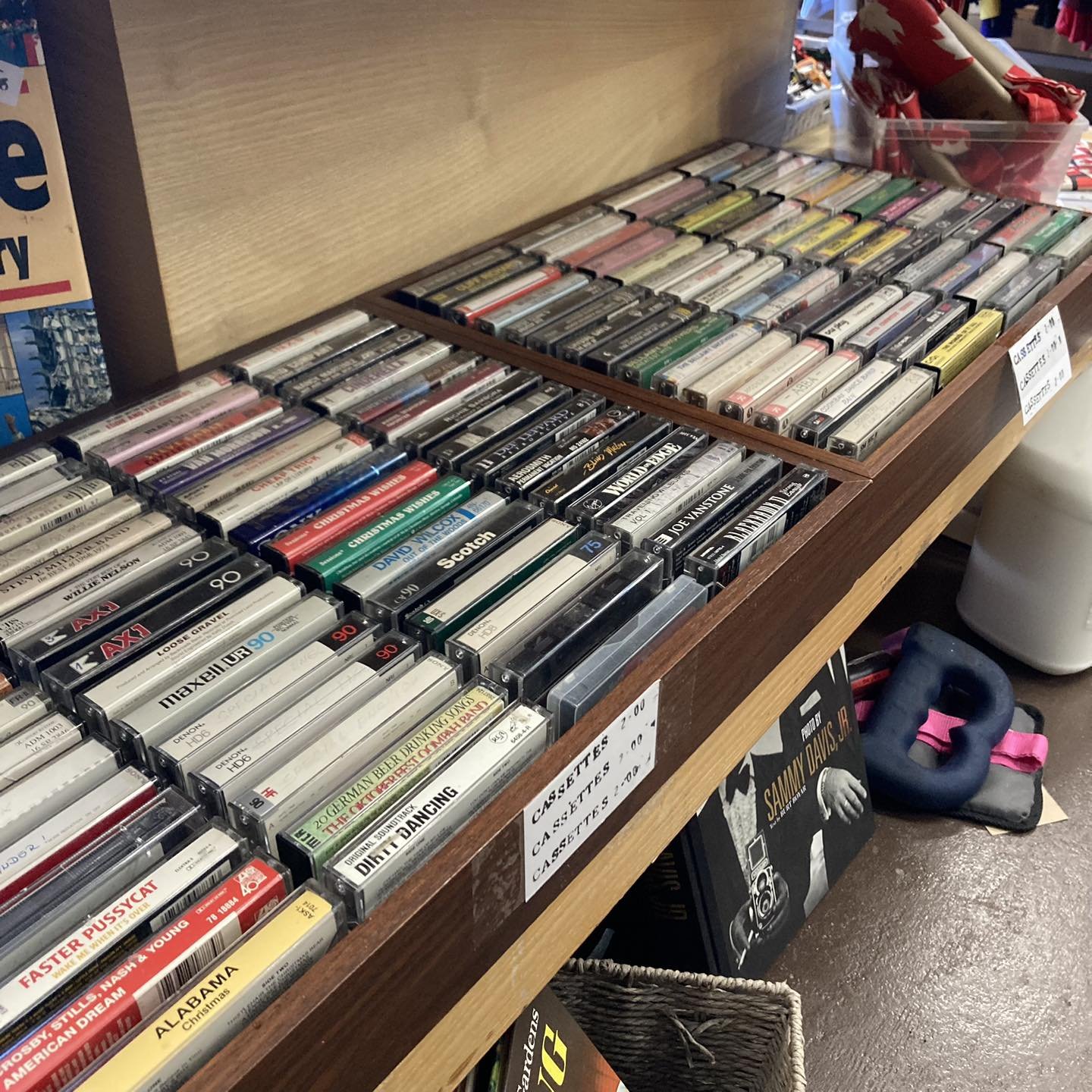 Added a large collection of cassettes to the shop last week. 

Not just common fodder either. 

Aerosmith, Bon Jovi, Willie Nelson, Steve Miller Band and more&hellip;

$2 each

🌲

#secondhand #thrift #thriftshopfinds #thriftshop #thriftstore #shoplo