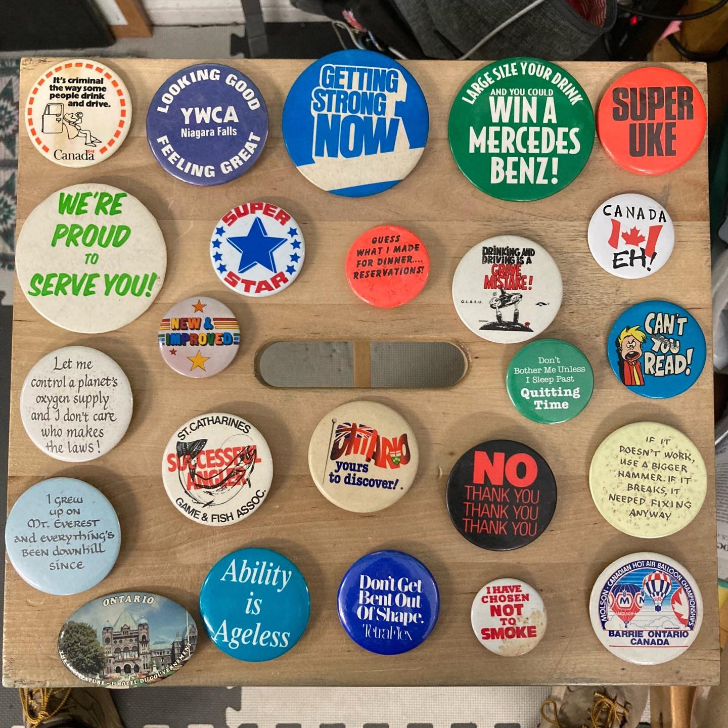 Just a few of the buttons we added to the shop recently&hellip;

&hellip;a buck or two

🌲

#secondhand #thrift #thriftshopfinds #thriftshop #thriftstore #shoplocal #niagarafalls #ShopSmall