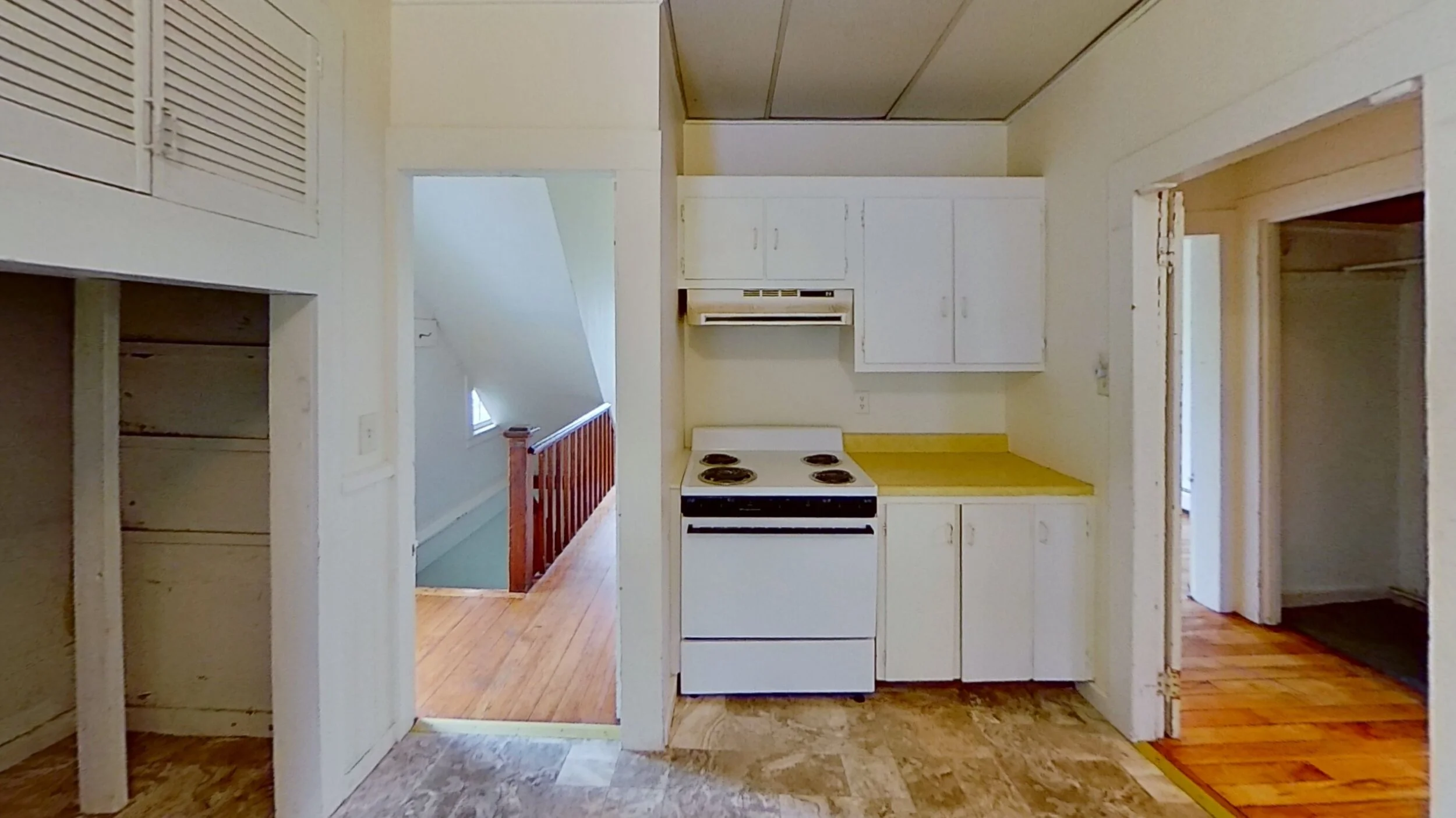 702 Main St, 2 East, Amherst