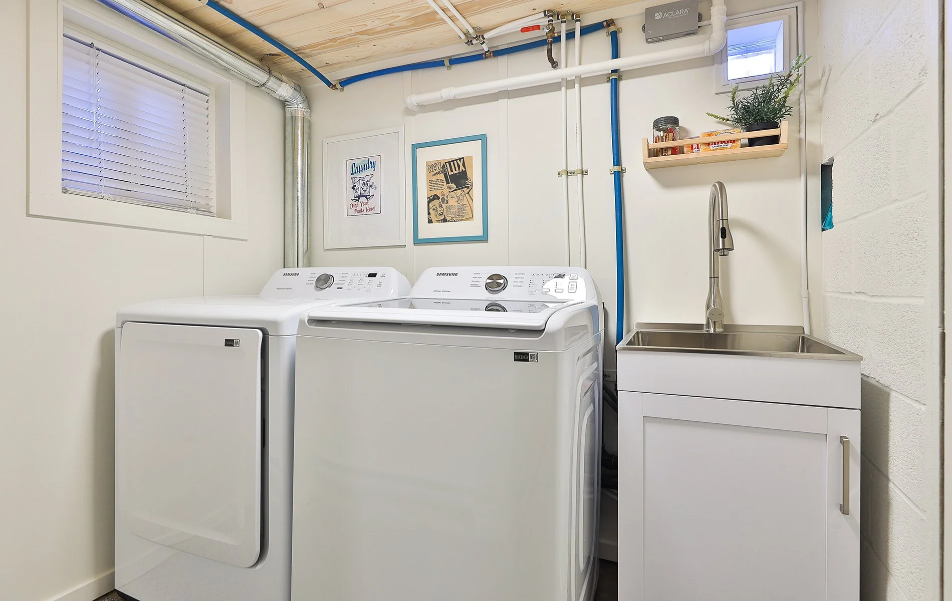 69 Ascot Ave-44.jpeg