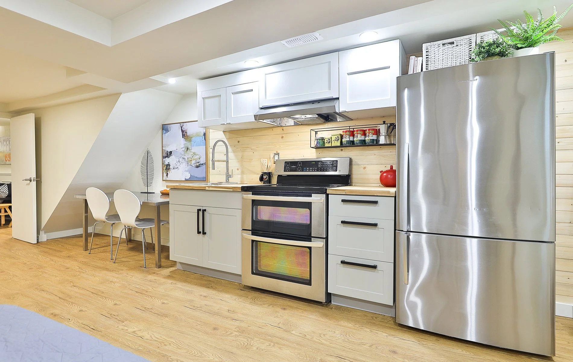 69 Ascot Ave-53.jpeg