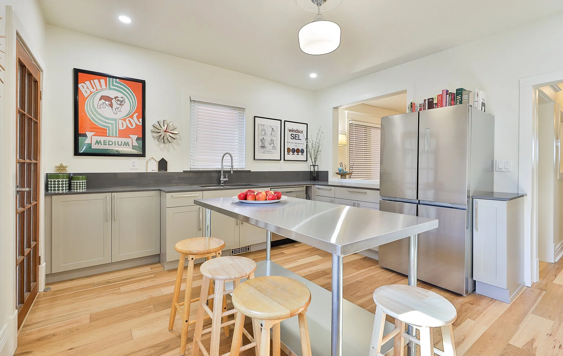 69 Ascot Ave-19.jpeg