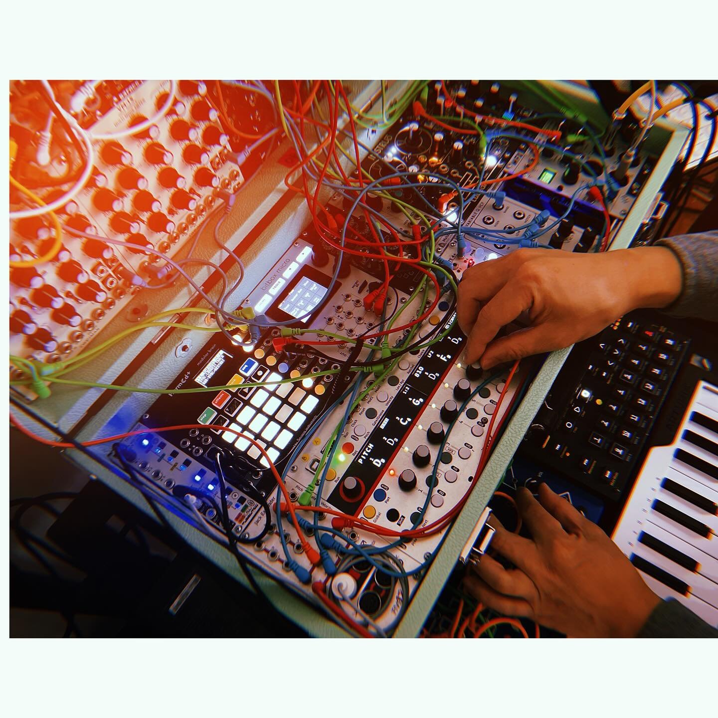 @jeremiahchiu recently sat down with @synth_history to talk shop and to share his views on some of his favorite synths. Gear heads, this one is for you .. LINK IN BIO 🎛️✨

(( Photos by Jeremiah + @mmartassofia ))