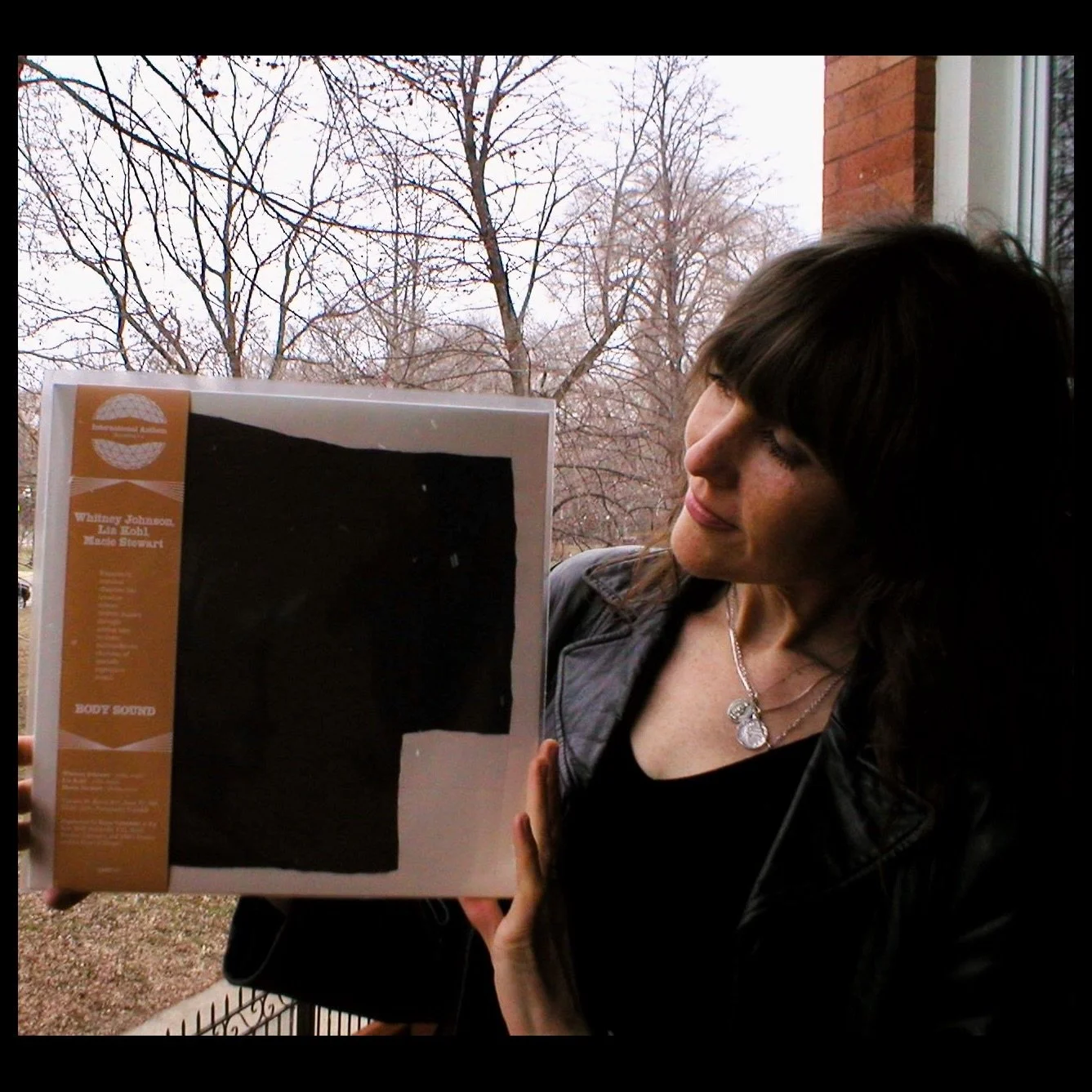 Happy Release Day to @matchesse , @liairenekohl and @maciestewart !!! 𝐁𝐎𝐃𝐘 𝐒𝐎𝐔𝐍𝐃 is 𝗢𝗨𝗧 𝗧𝗢𝗗𝗔𝗬 on LP, CD, and digital download.

For streaming, there are three lead singles available now on all platforms, with the full album to follow