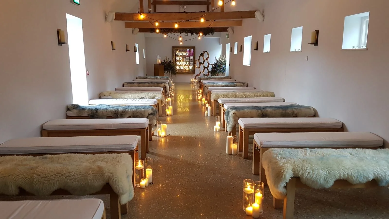 cylinder vase wedding centrepiece aisle decor hire sussex surrey kent hampshire