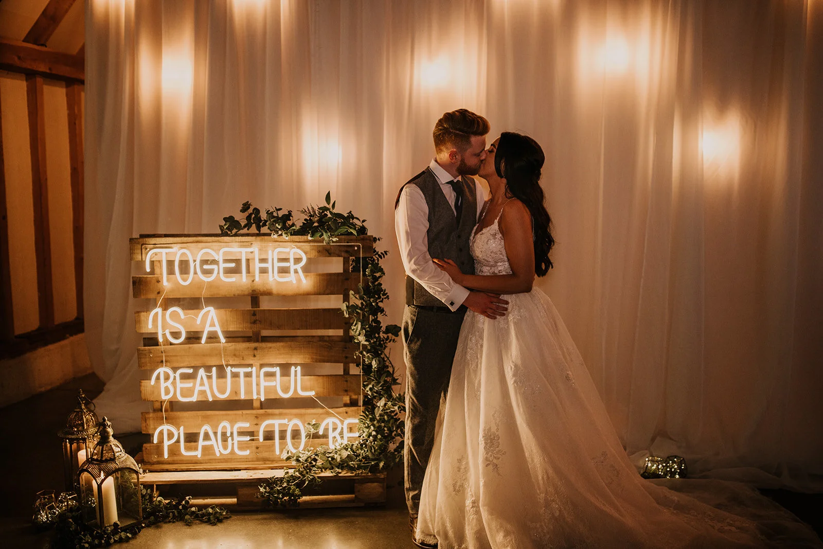 STATEMENT LIGHTING