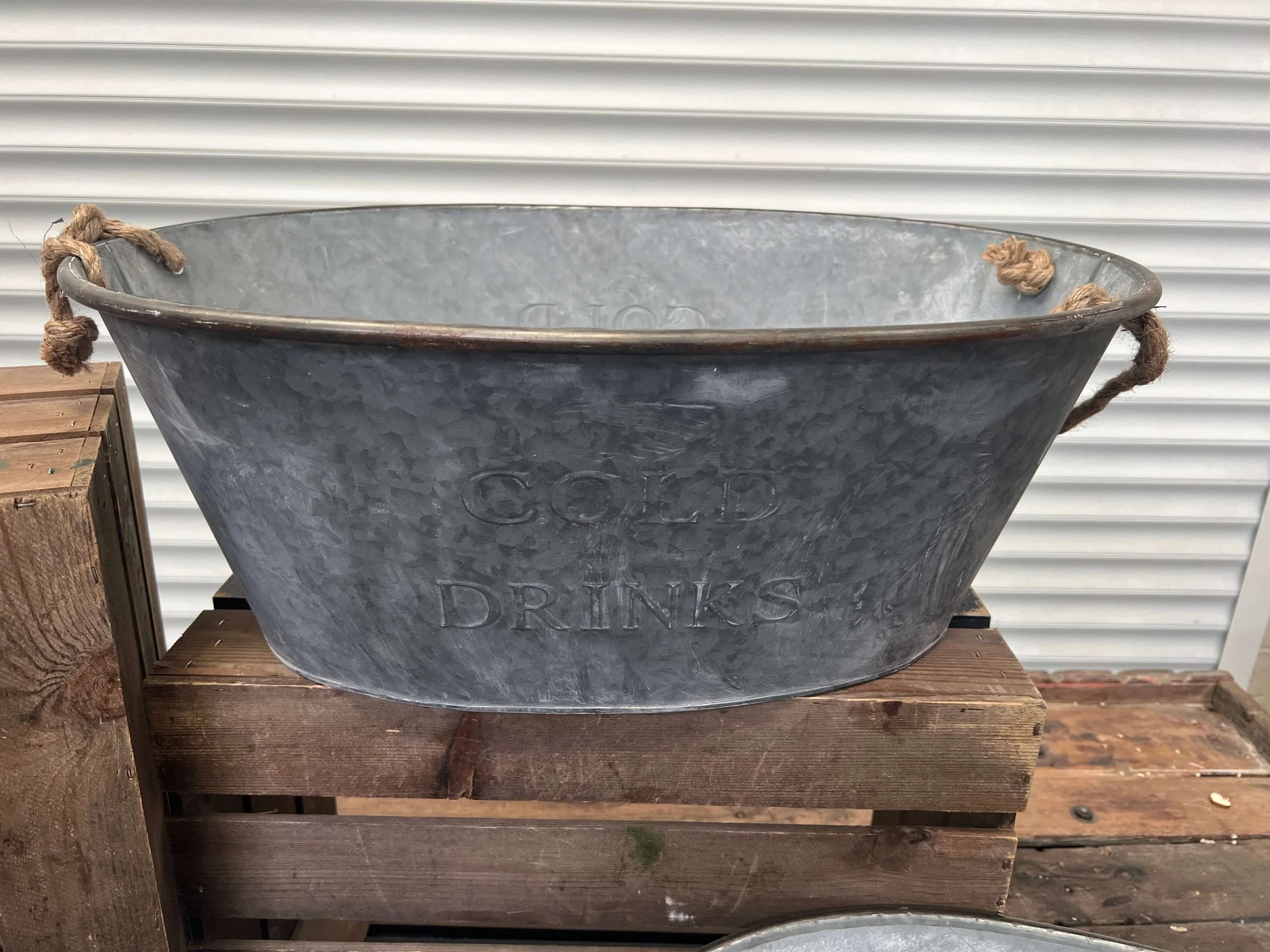 metal drinks bucket hire