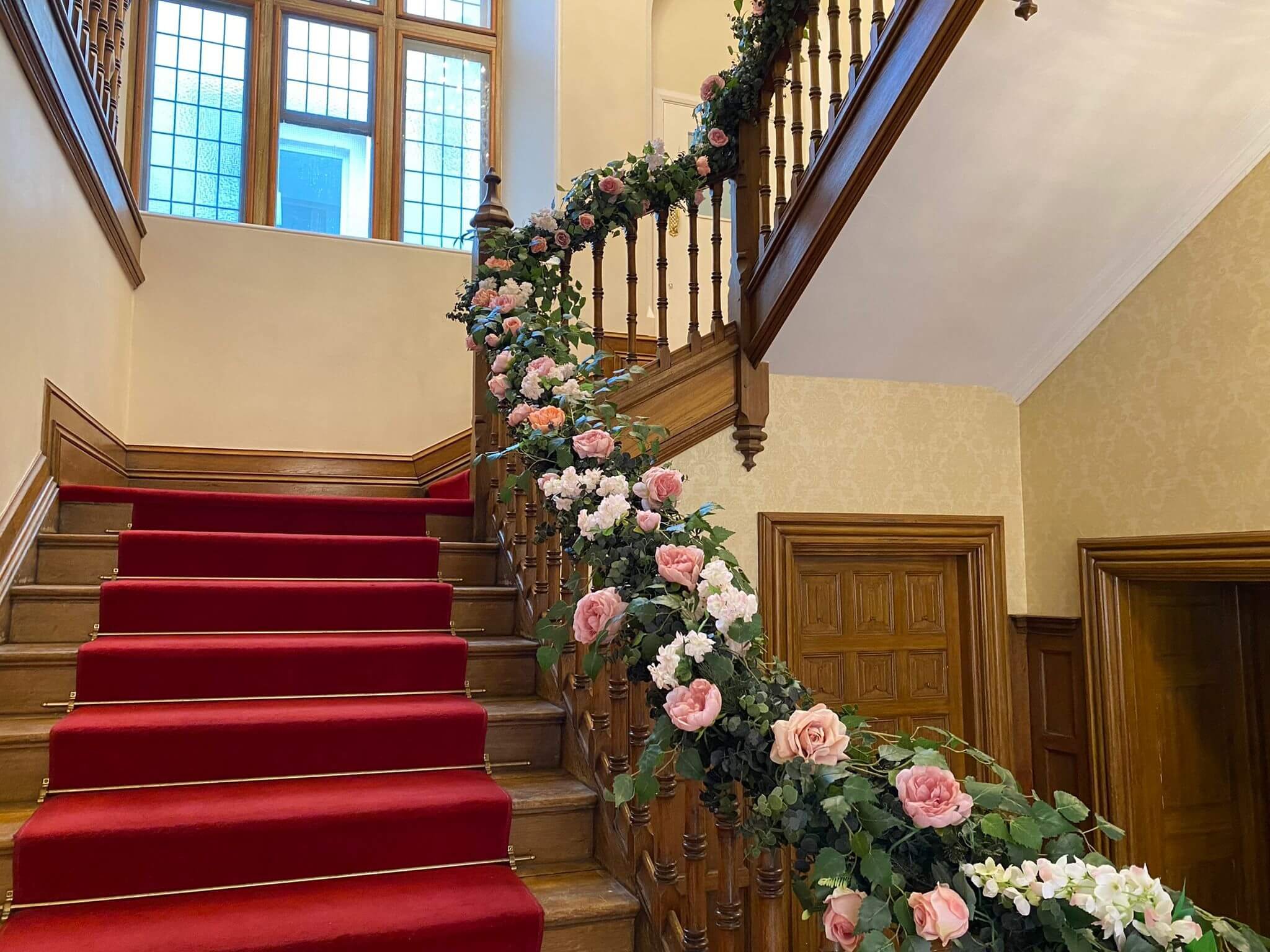 froylepark_staircase_florals_wedding.jpg