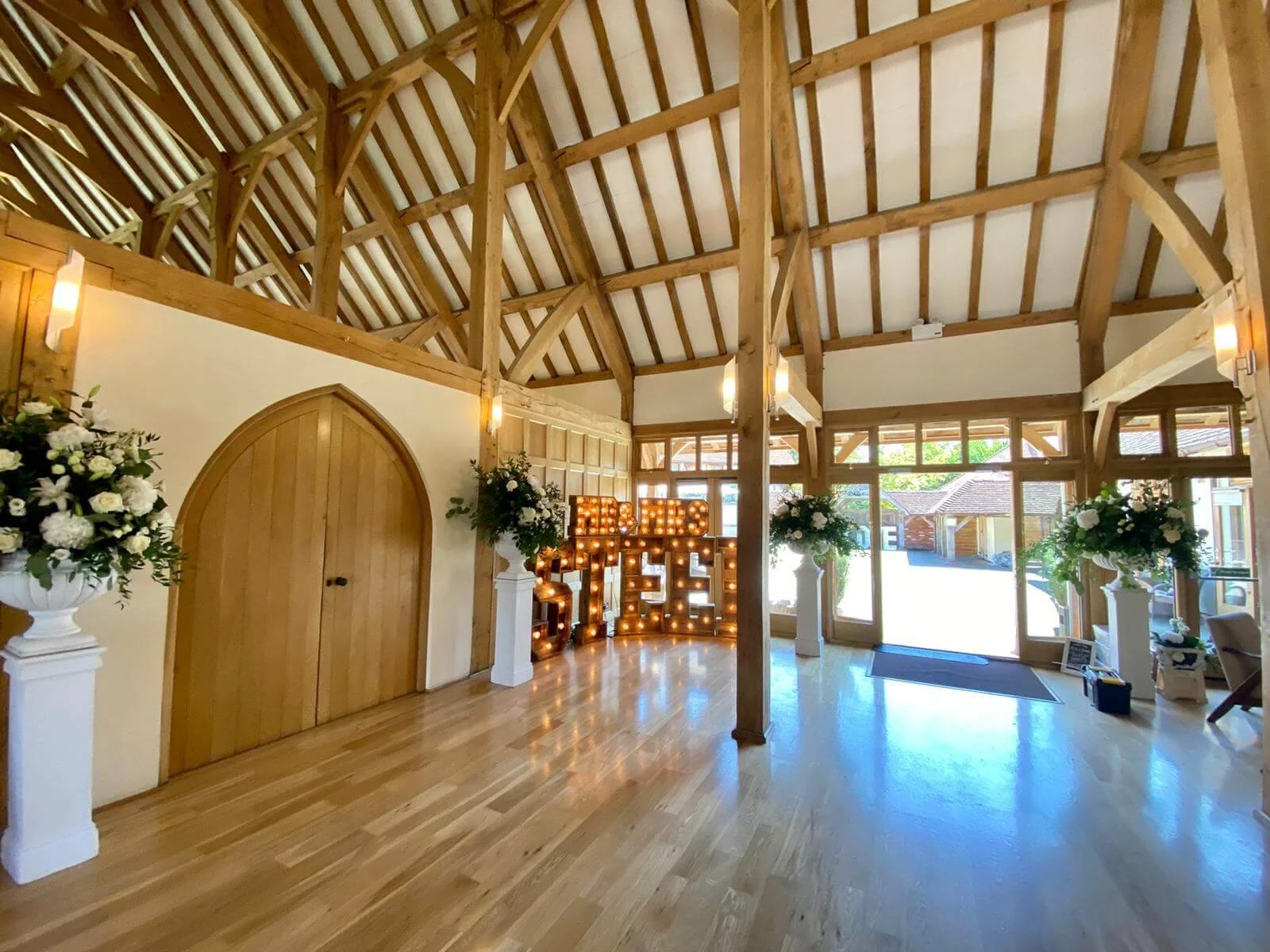 rivervalebarn_decor.jpg