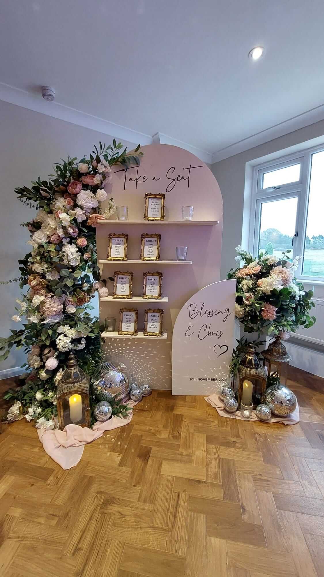 white_shelf_tableplan_brookfieldbarn.jpg