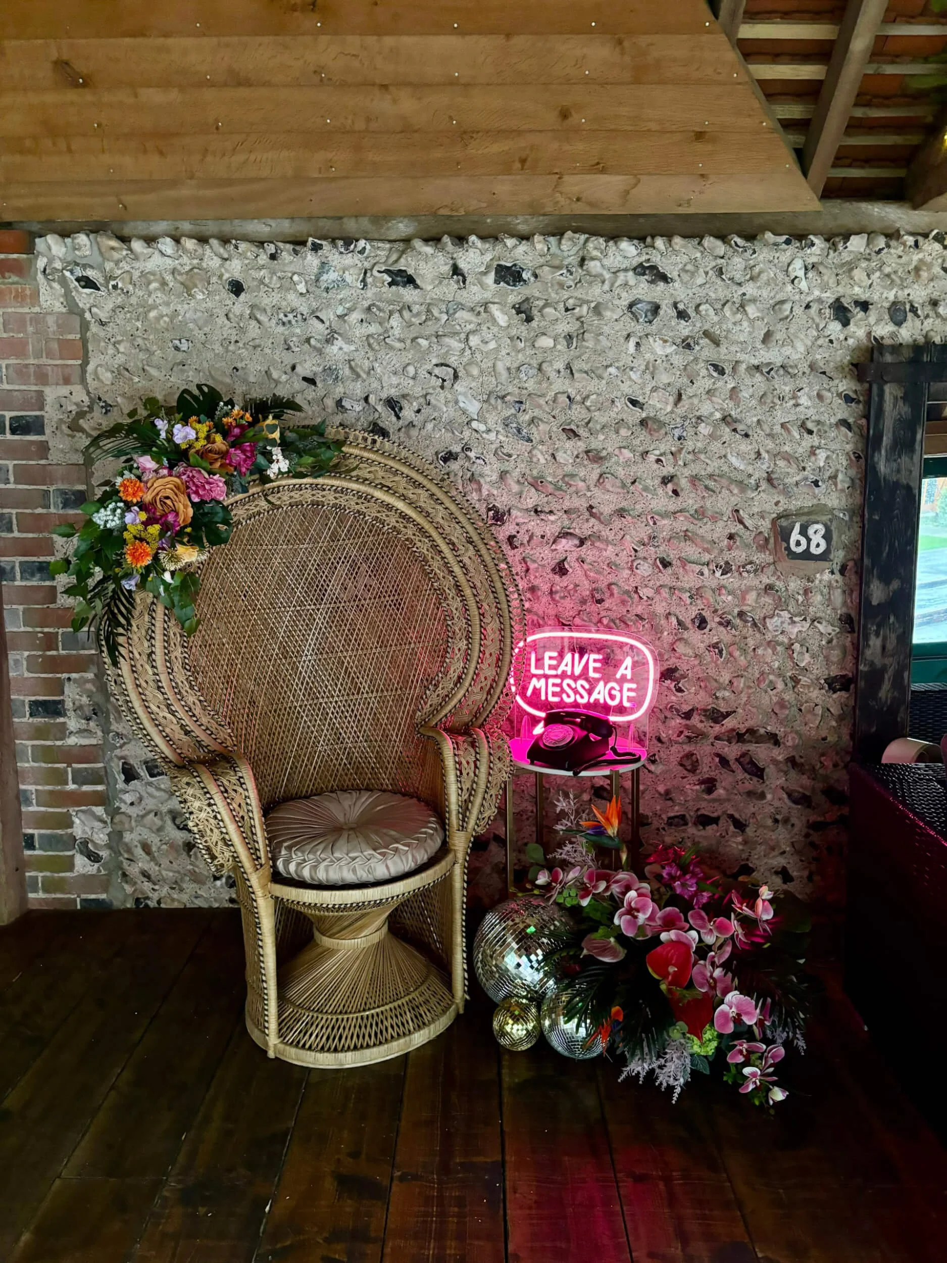 Peacock Wicker Chair — Default — C2