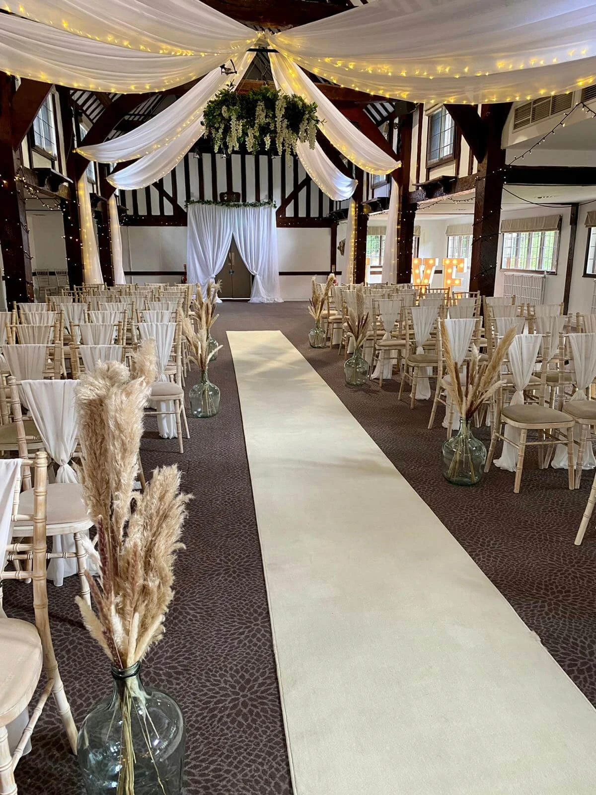 Cream Aisle runner 10m x 1m — Default — J.3